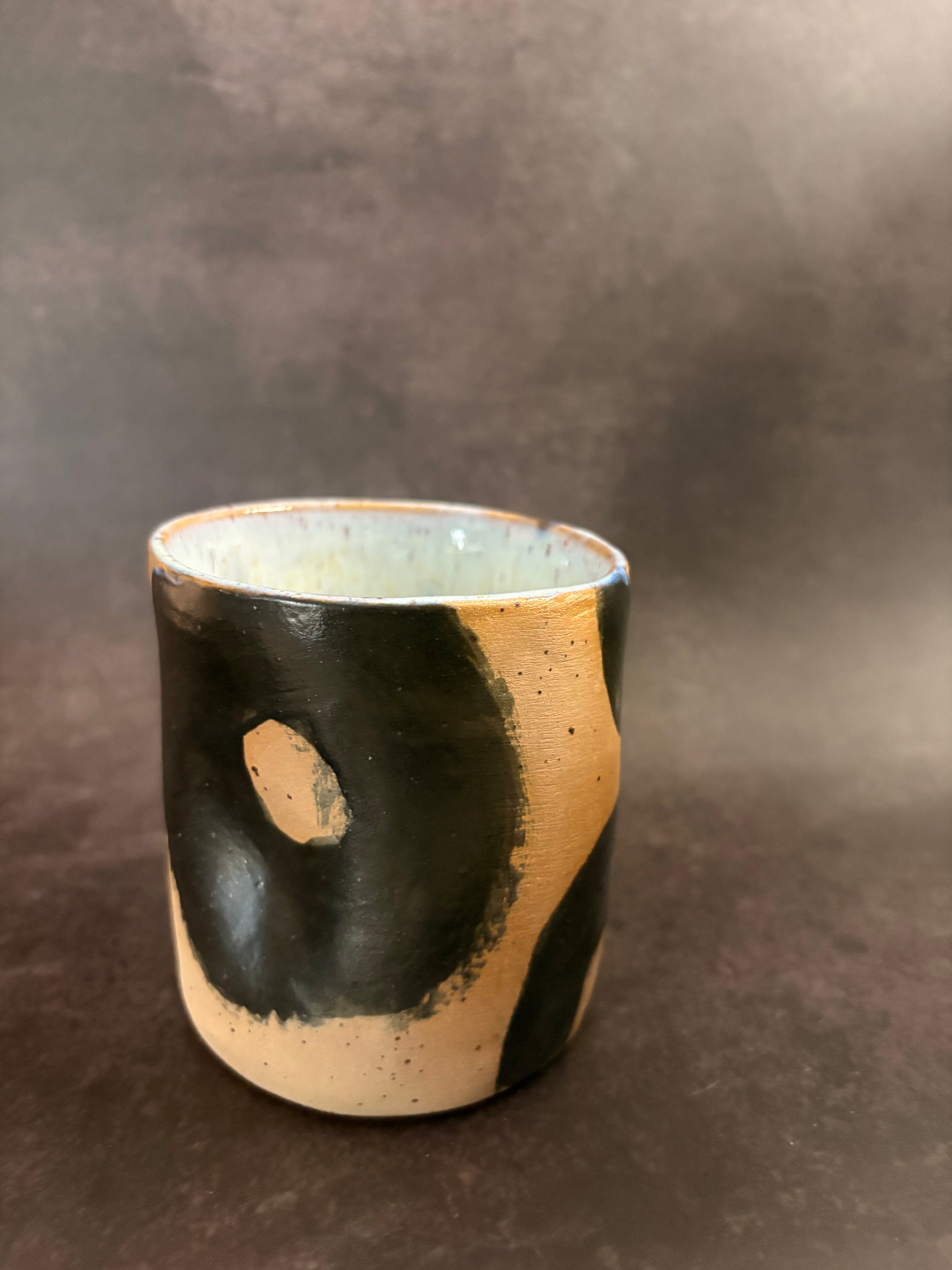 Handmade Stoneware Thumb Mug | Speckled Clay Coffee cup with graphic finish | 320ml