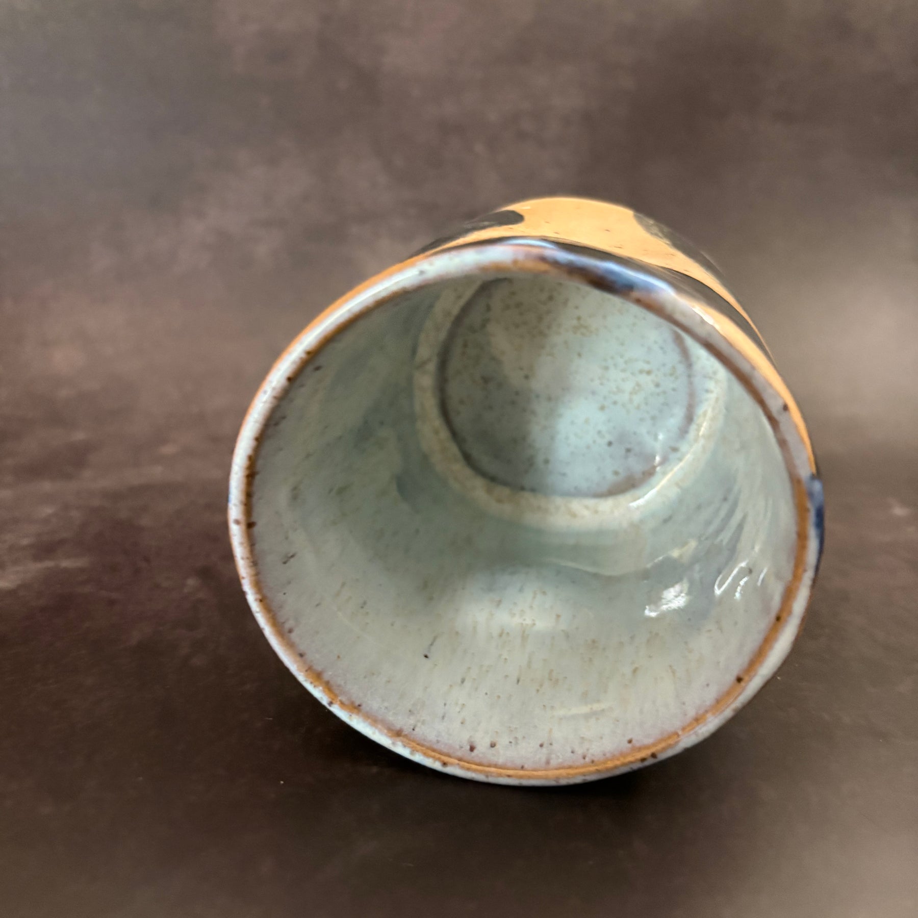 Handmade Stoneware Thumb Mug | Speckled Clay Coffee cup with graphic finish | 320ml