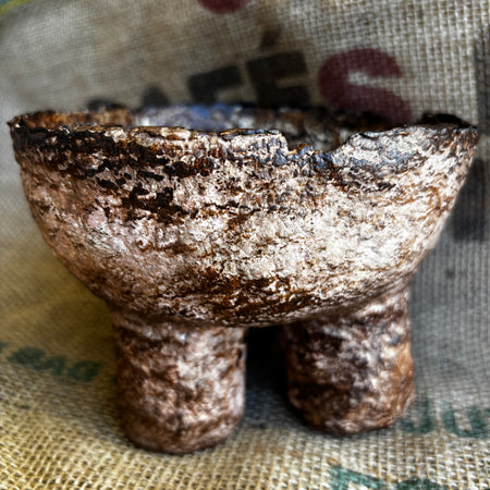 Unique 3 cubby legs vessel