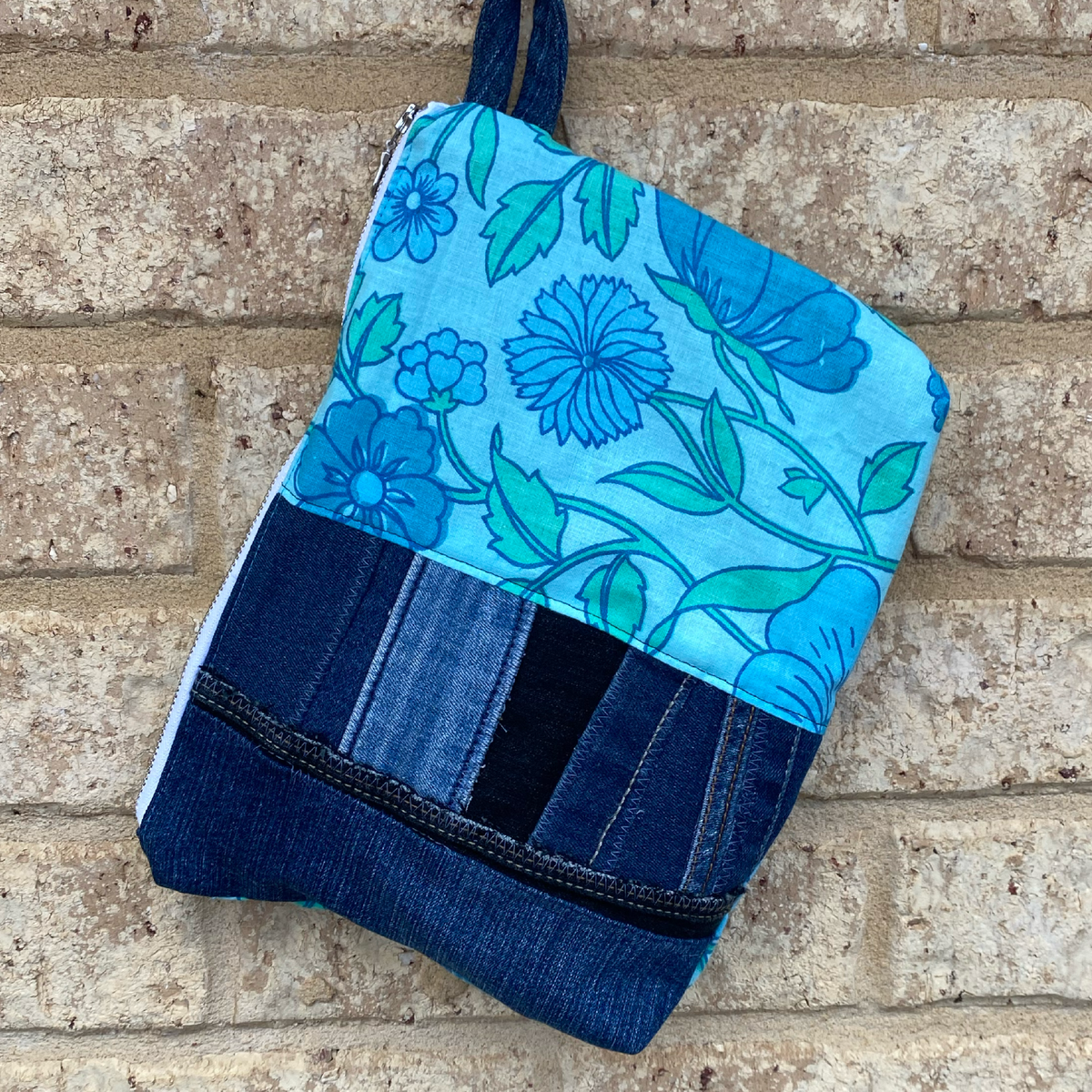 Handmade Pouch Cosmetic Bag Upcycled Vintage Retro - Blue Jean Bloom