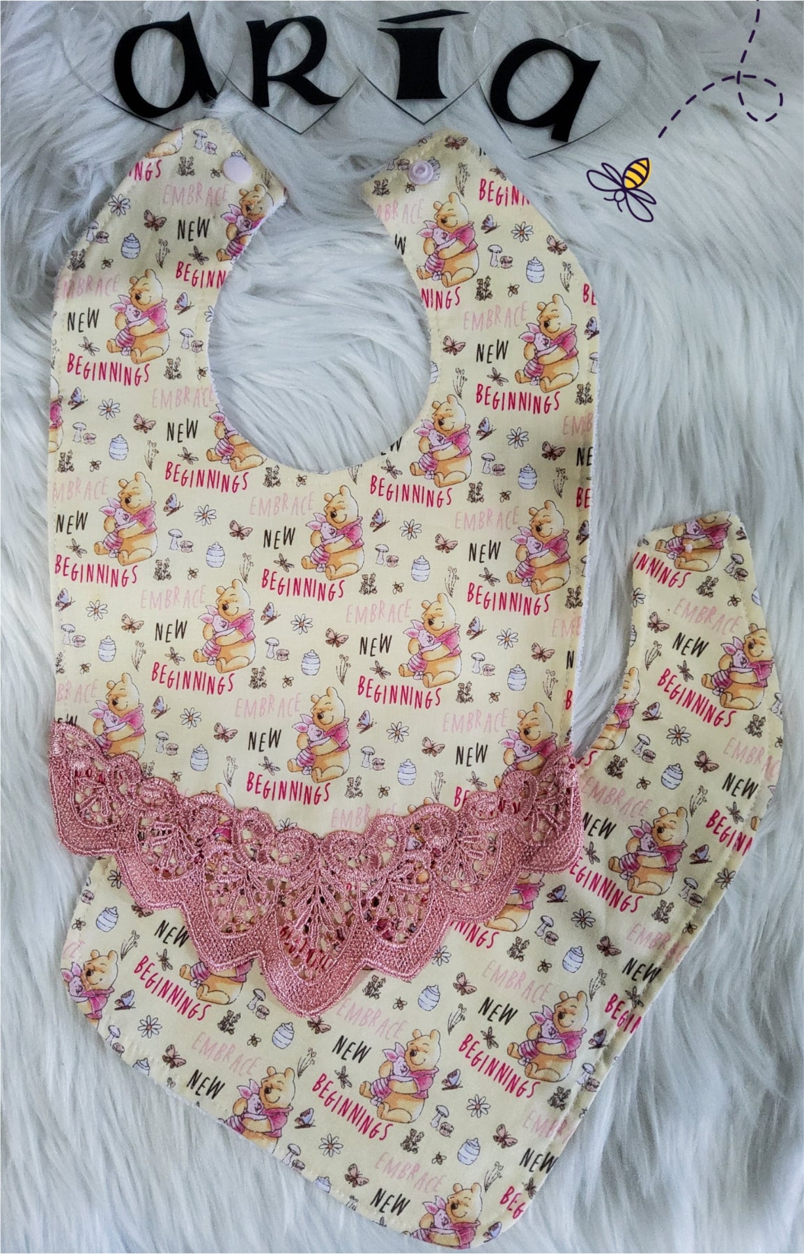 'That Bear' Bib Set