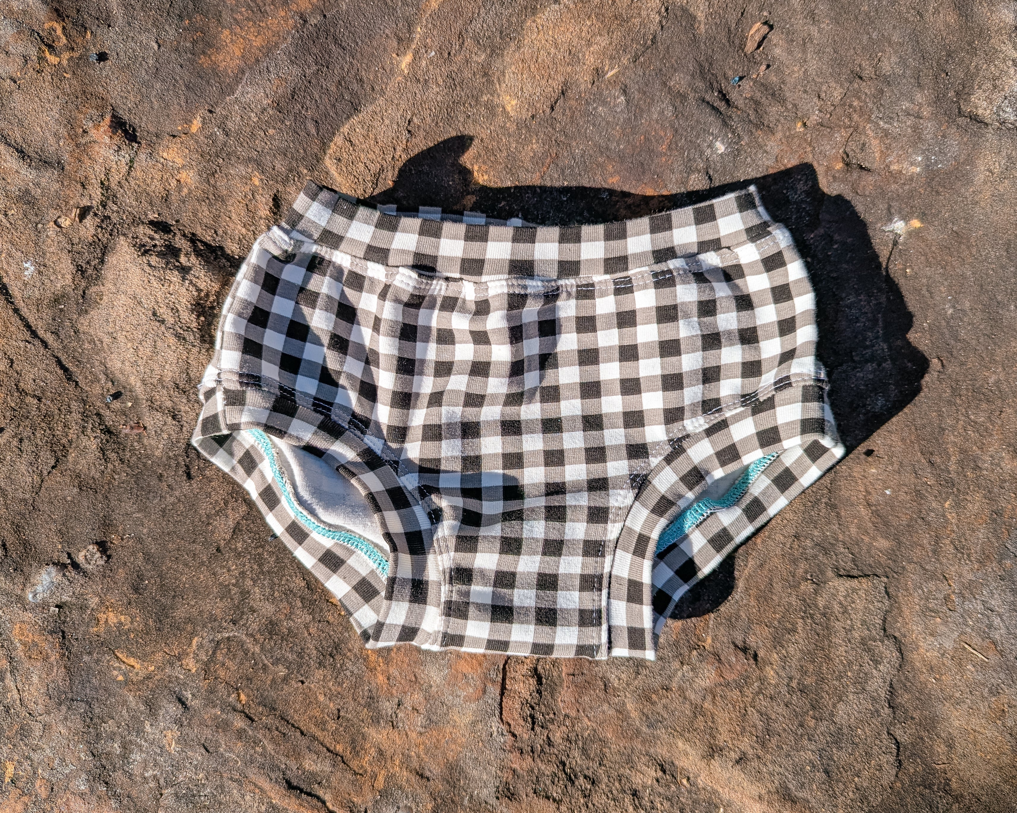 Black gingham organic underpants for kids sizes 1 to 12