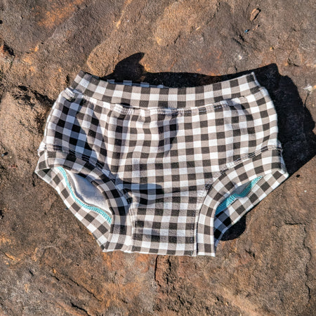 Black gingham organic underpants for kids sizes 1 to 12