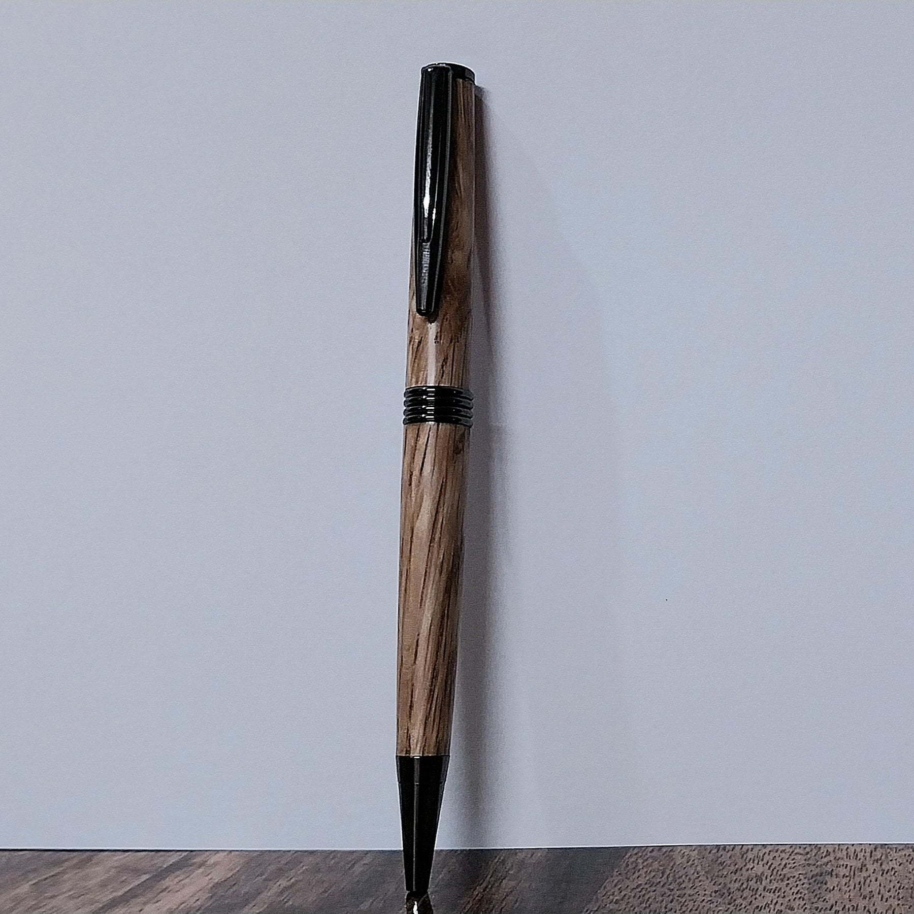 Hand-turned American Oak Streamline Pen