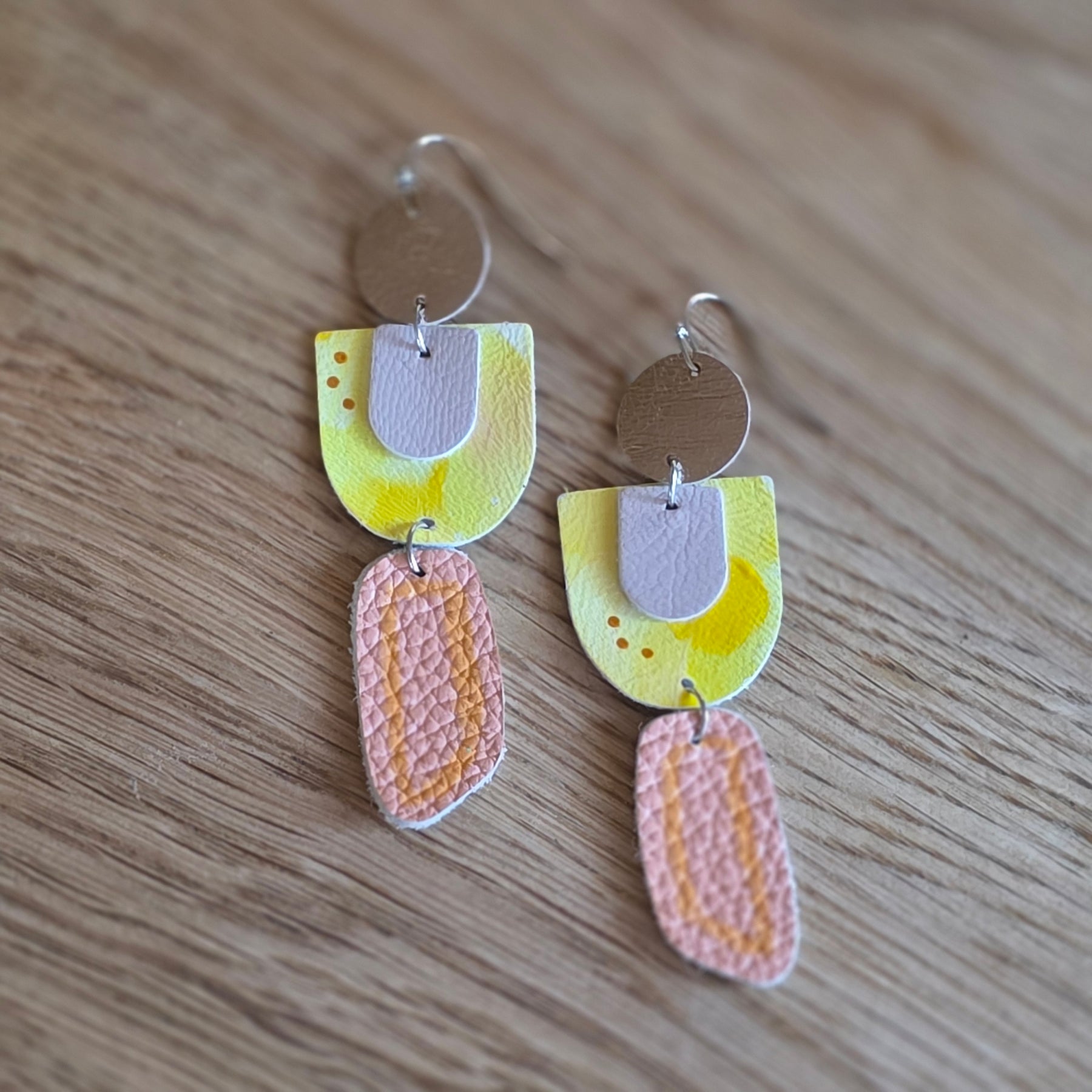 Classica Musa Leather Earrings – Citrus Meringue