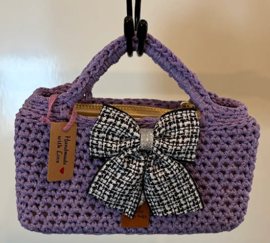 No 47 Sweet Purple Crocheted Mini Bag
