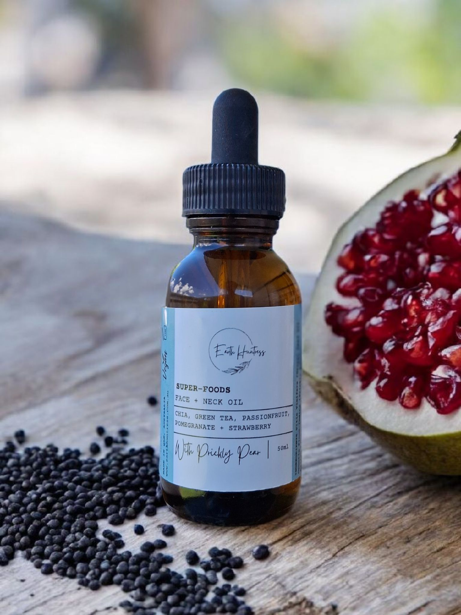 SuperFood face & neck oil. Chia, Pomegranate + Prickly Pear.