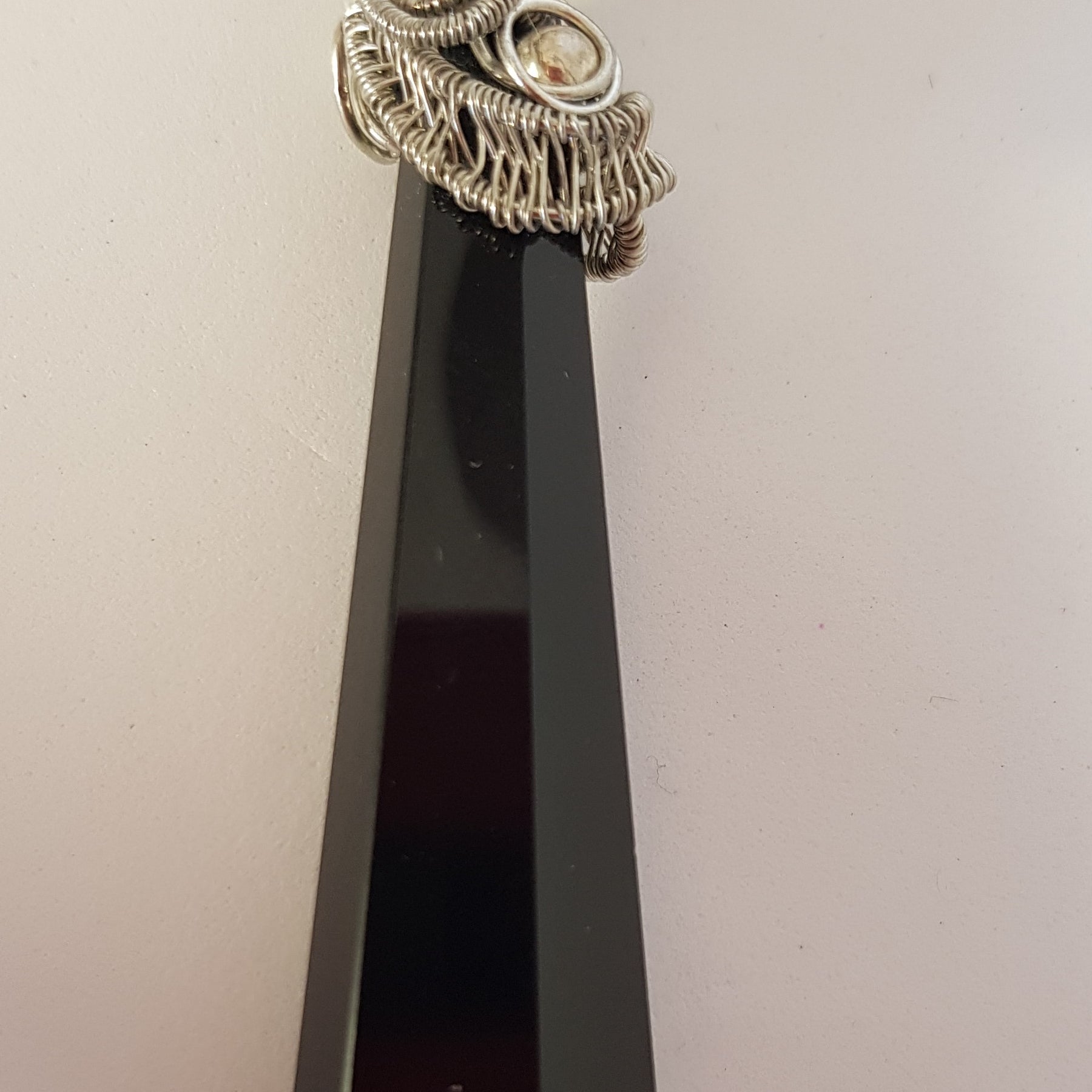 hexagone pyramidblack crystal pendant necklace #6AM/N