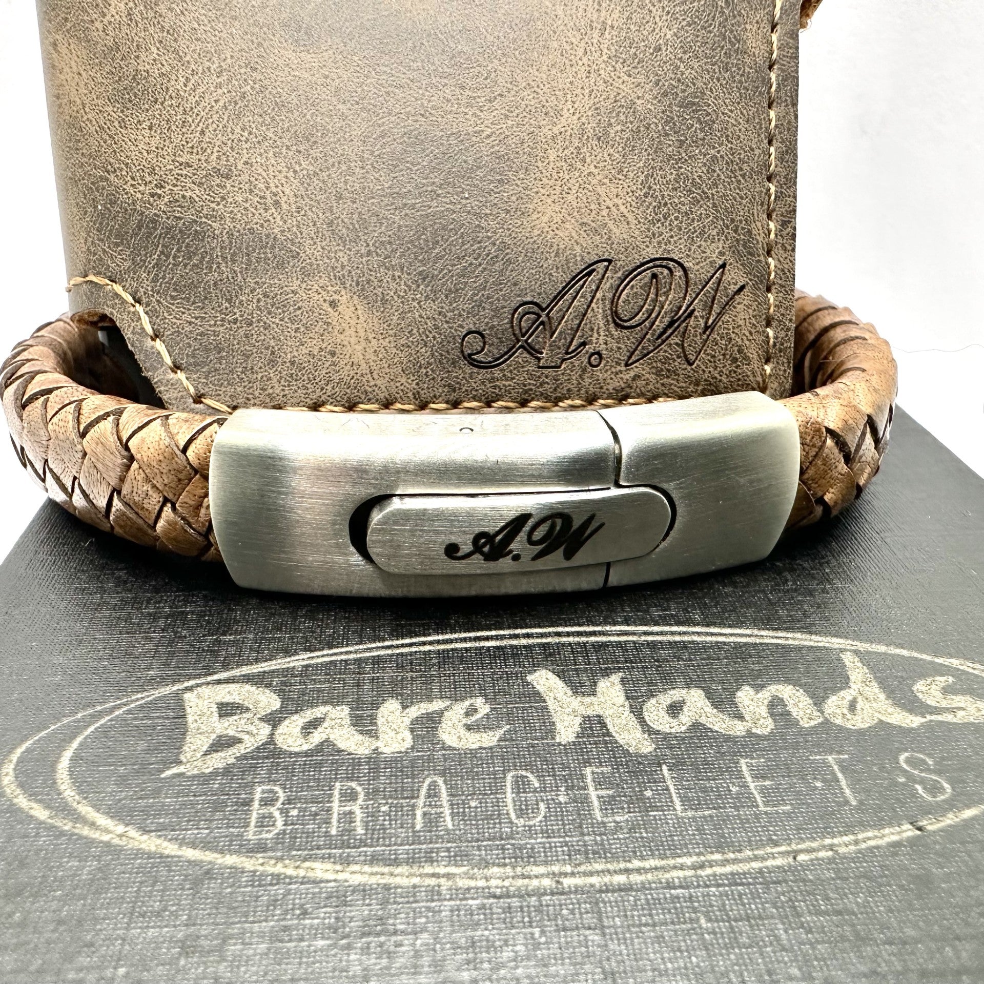 Personalized Leather Wallet & Bracelet Set with Engraving - Unique Gift for Men, Xmas Gift set