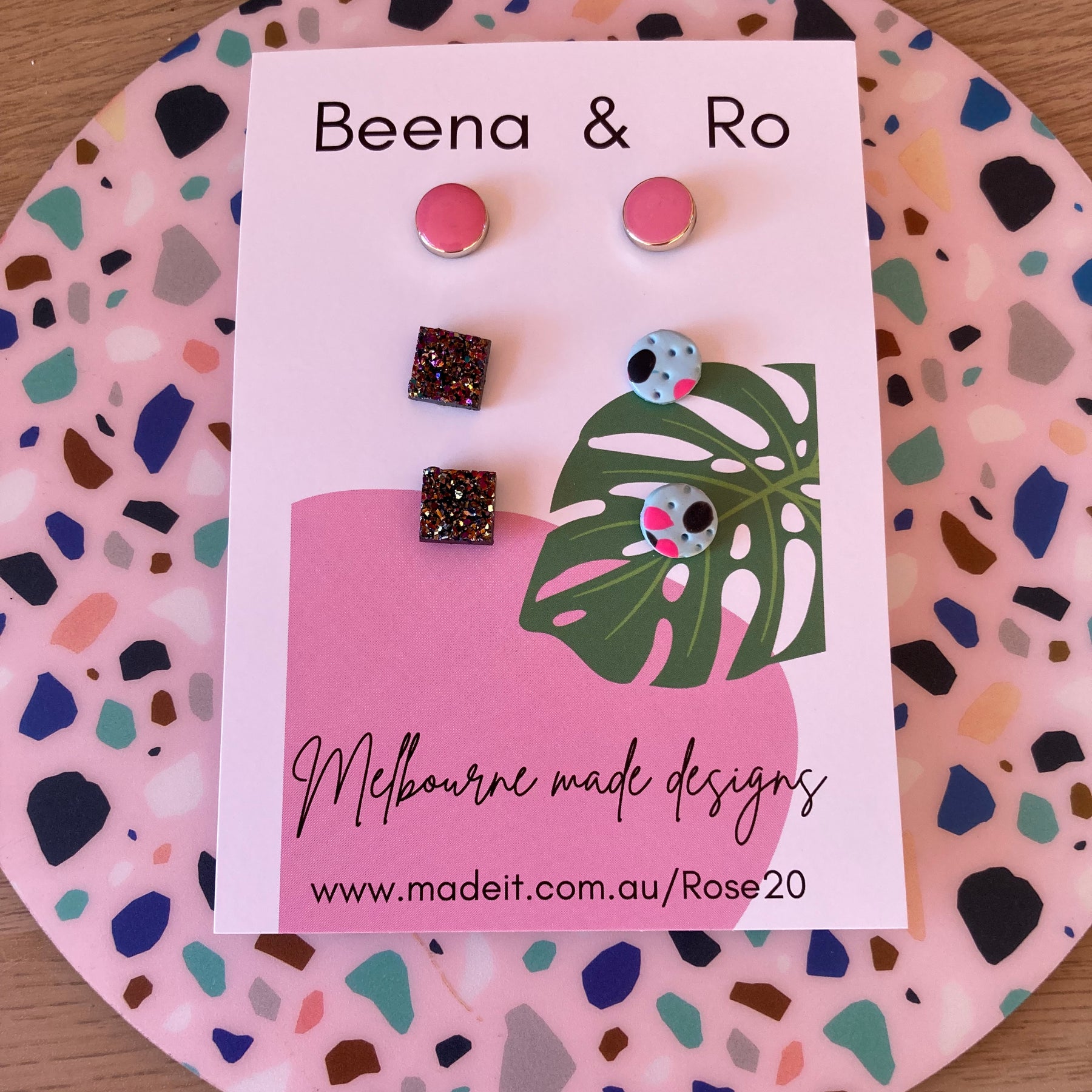 Super value mixed stud pack 12