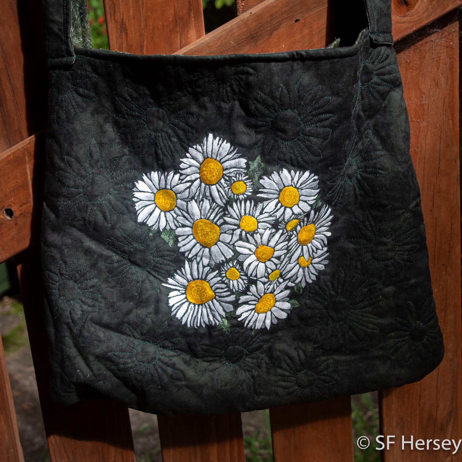 Chrysanthemum Art Shoulder Bag