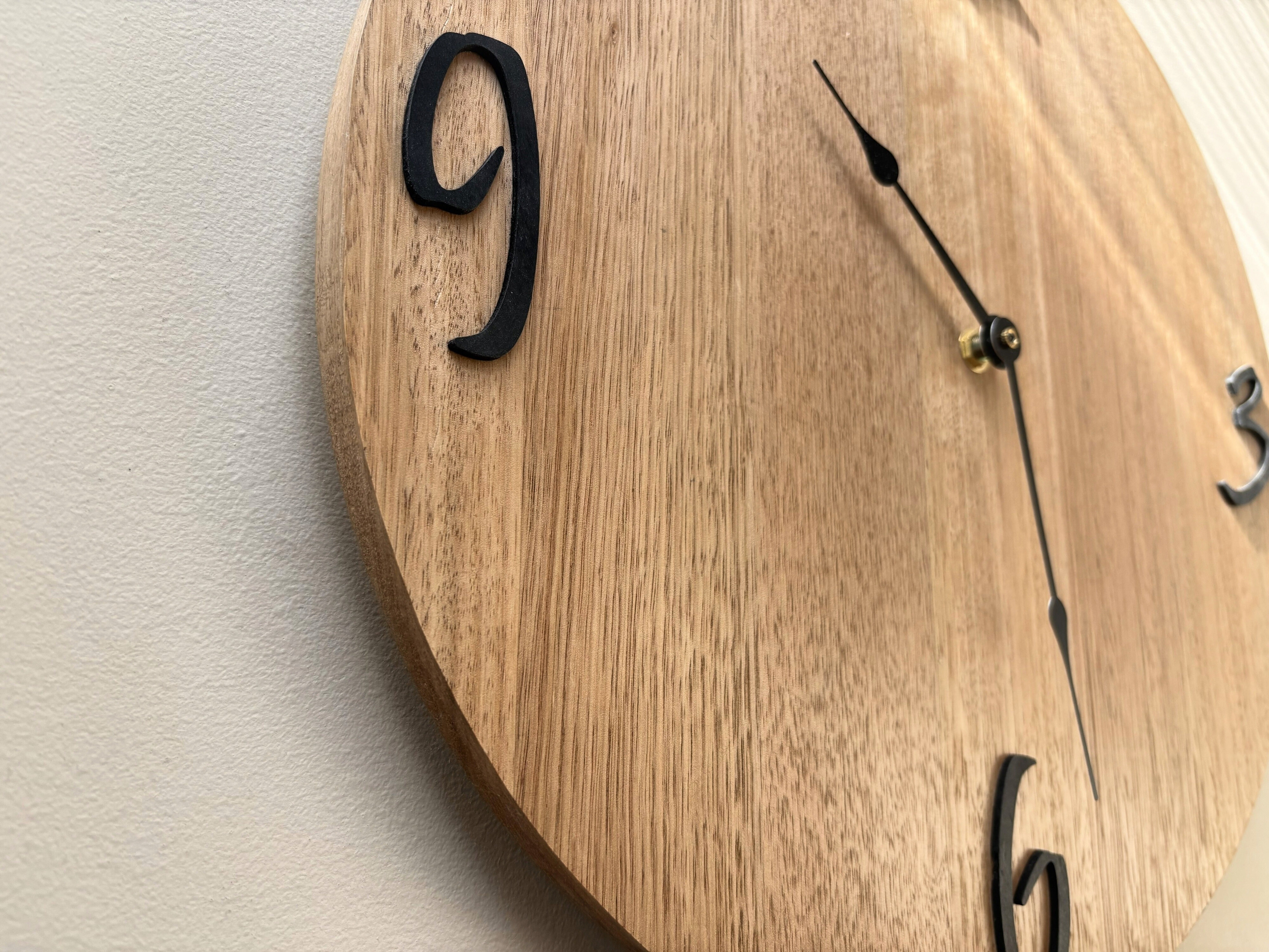 Field – Handmade Tasmanian Oak Wall Clock | Minimalist Design, Silent Movement | 30cm or 40cm
