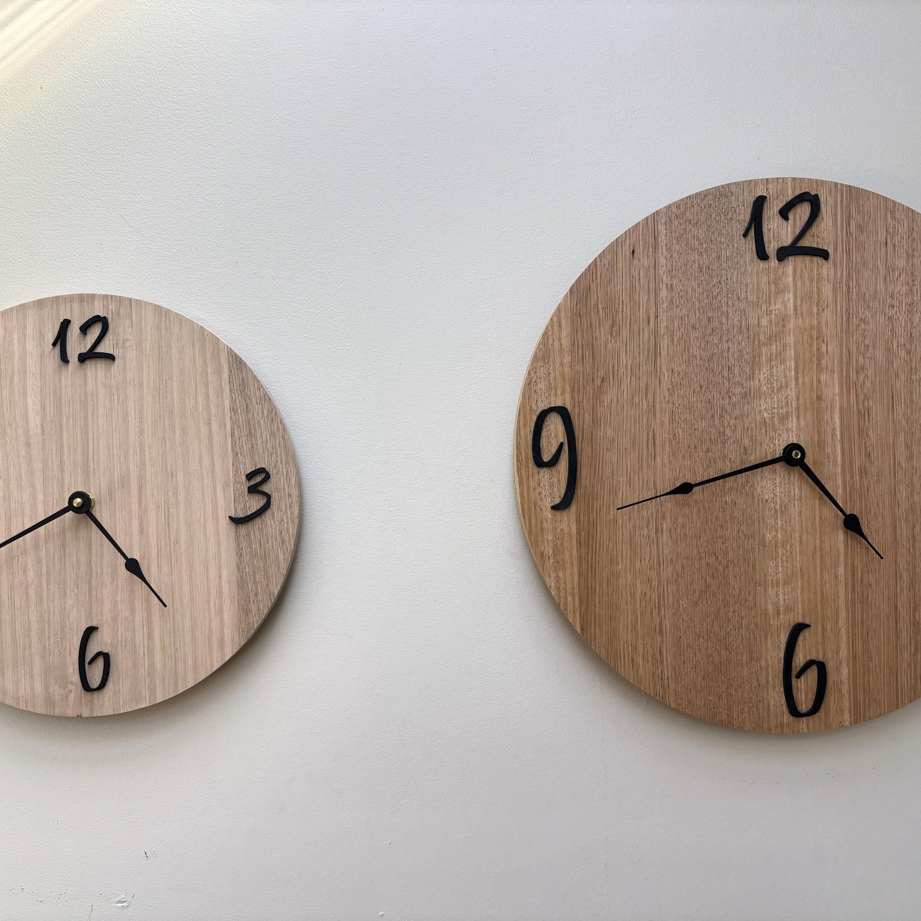 Field – Handmade Tasmanian Oak Wall Clock | Minimalist Design, Silent Movement | 30cm or 40cm