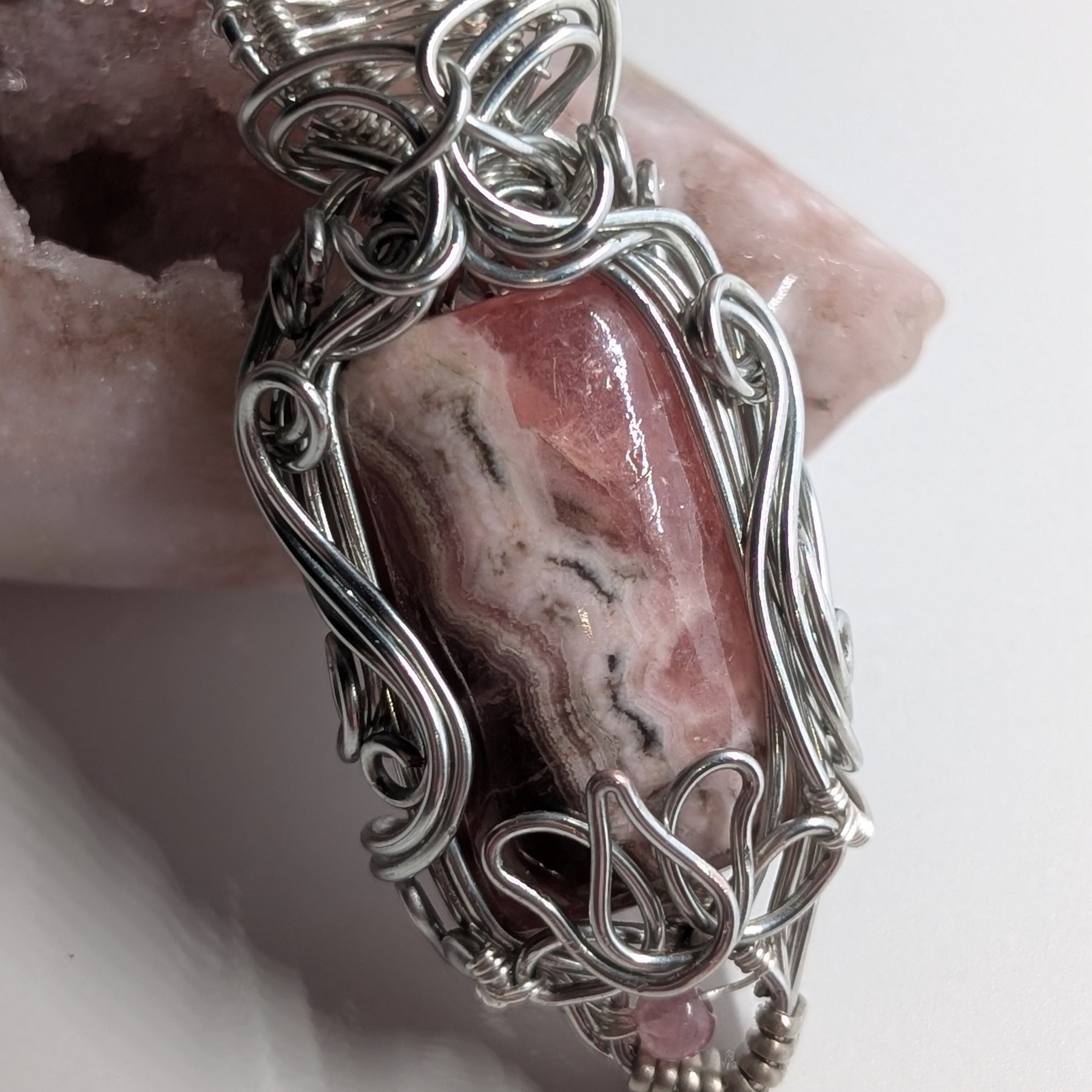 Lotus-Rose – Rhodochrosite Silver Coloured Copper Pendant
