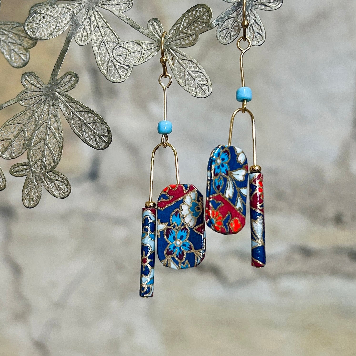 Earrings Floral Blue Red Gold Lightweight - EB-122