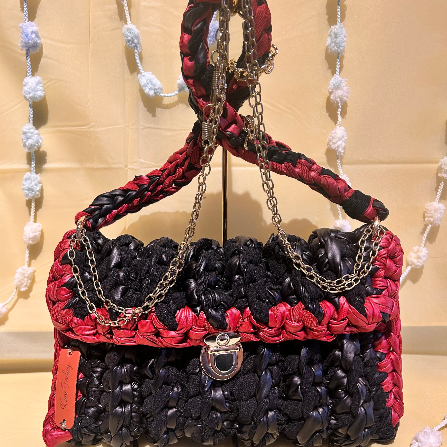Cora Clutch bag