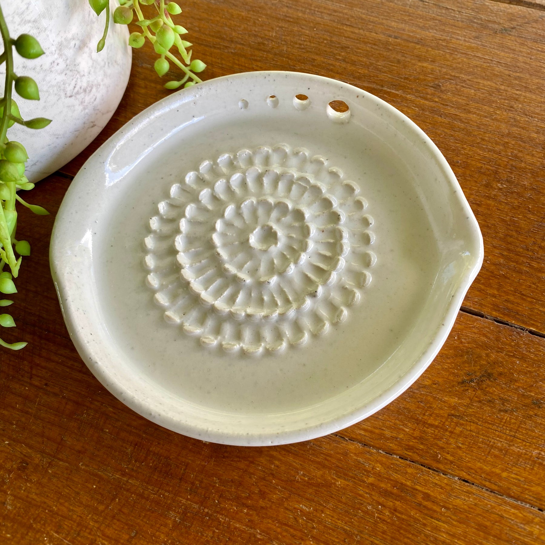 Ginger|Garlic Grater incl Stripper for Fresh Herbs|Handmade Pottery