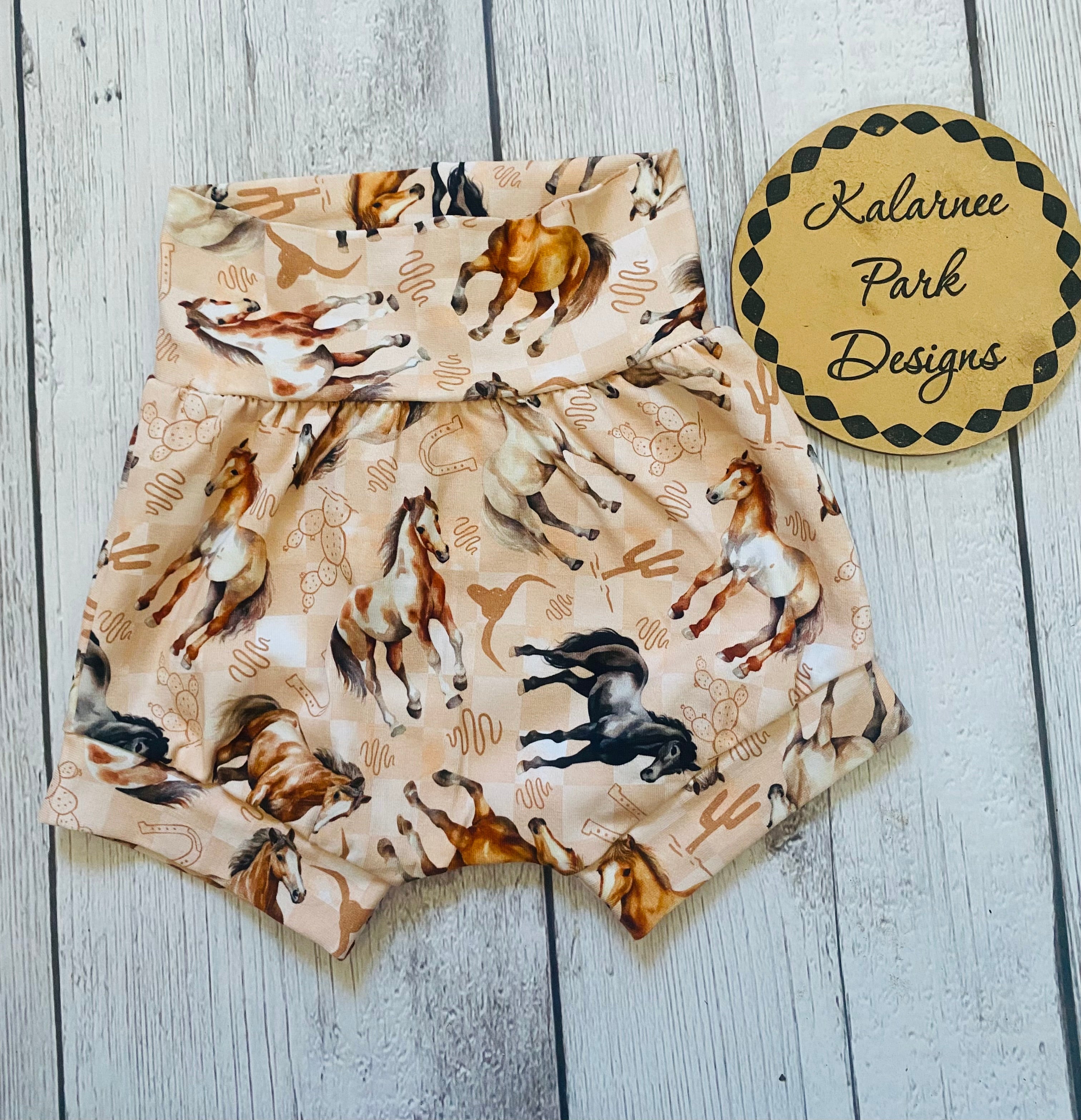 Baby Girls Pants/ Bummies Nappy Cover Pants Size 3mths-18mths Various Prints