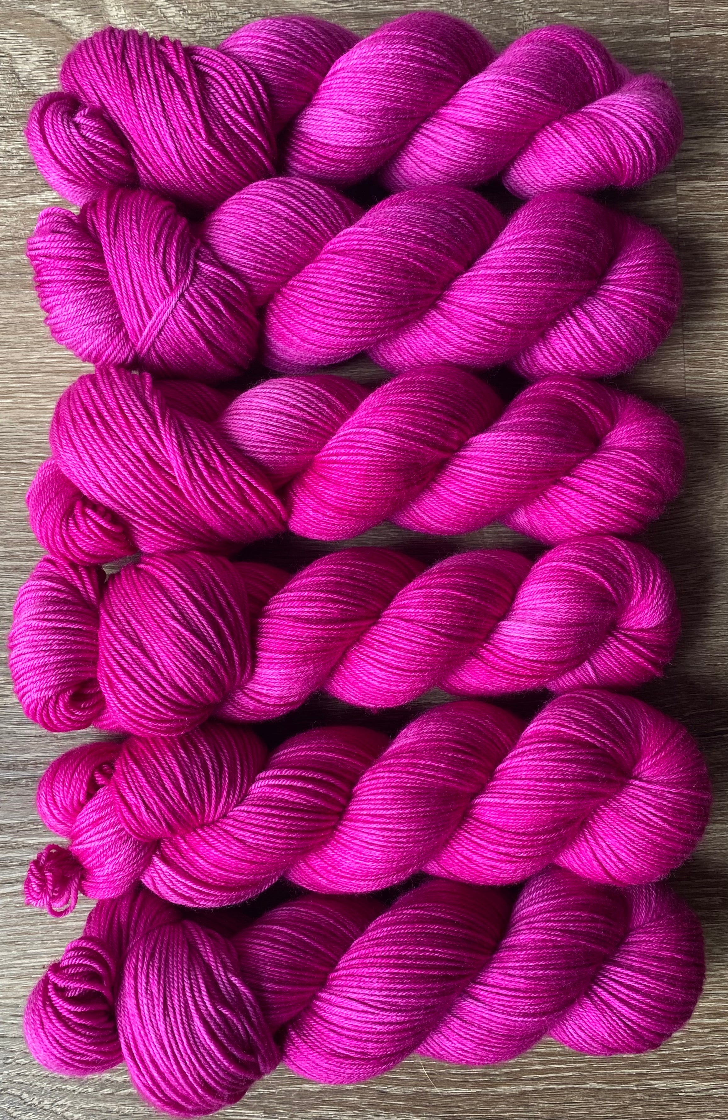 Viva Magenta - 4ply Deluxe Sock Yarn