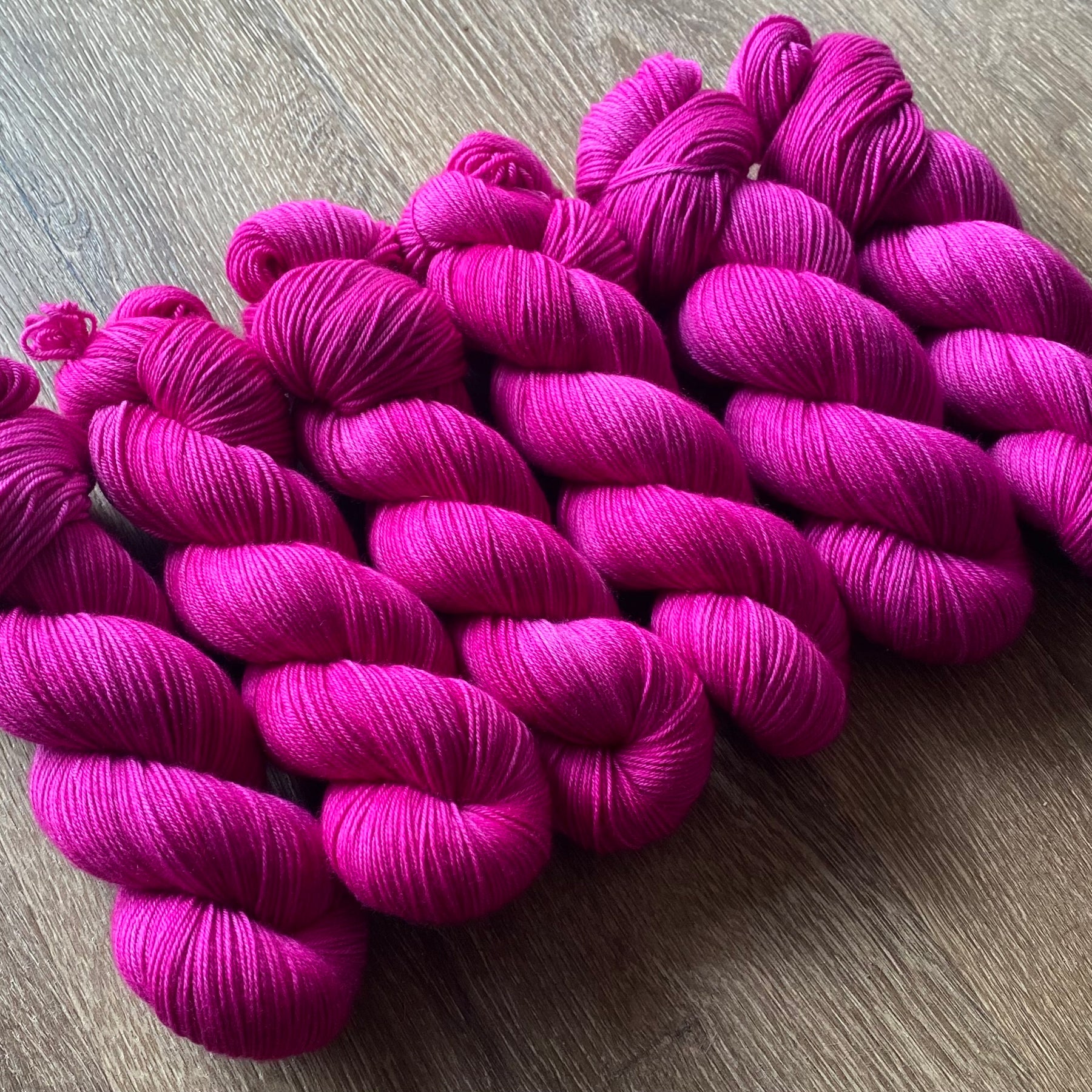 Viva Magenta - 4ply Deluxe Sock Yarn