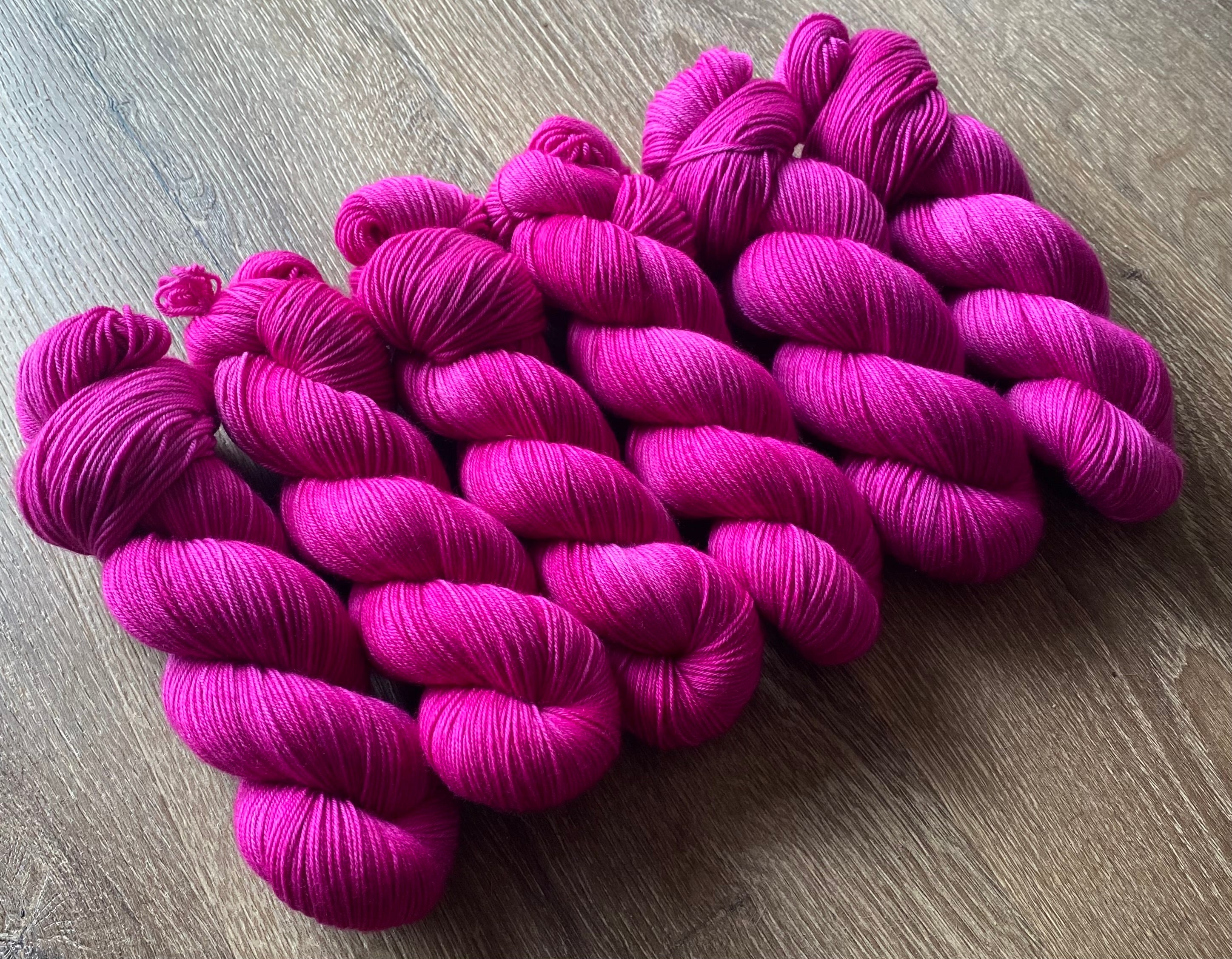 Viva Magenta - 4ply Deluxe Sock Yarn