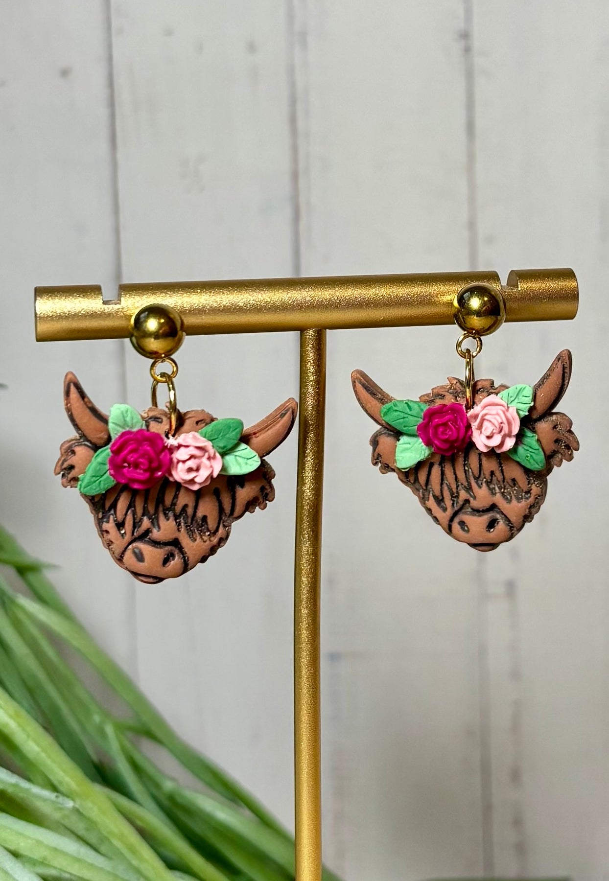 “Charlotte “ Highland Cow Earrings