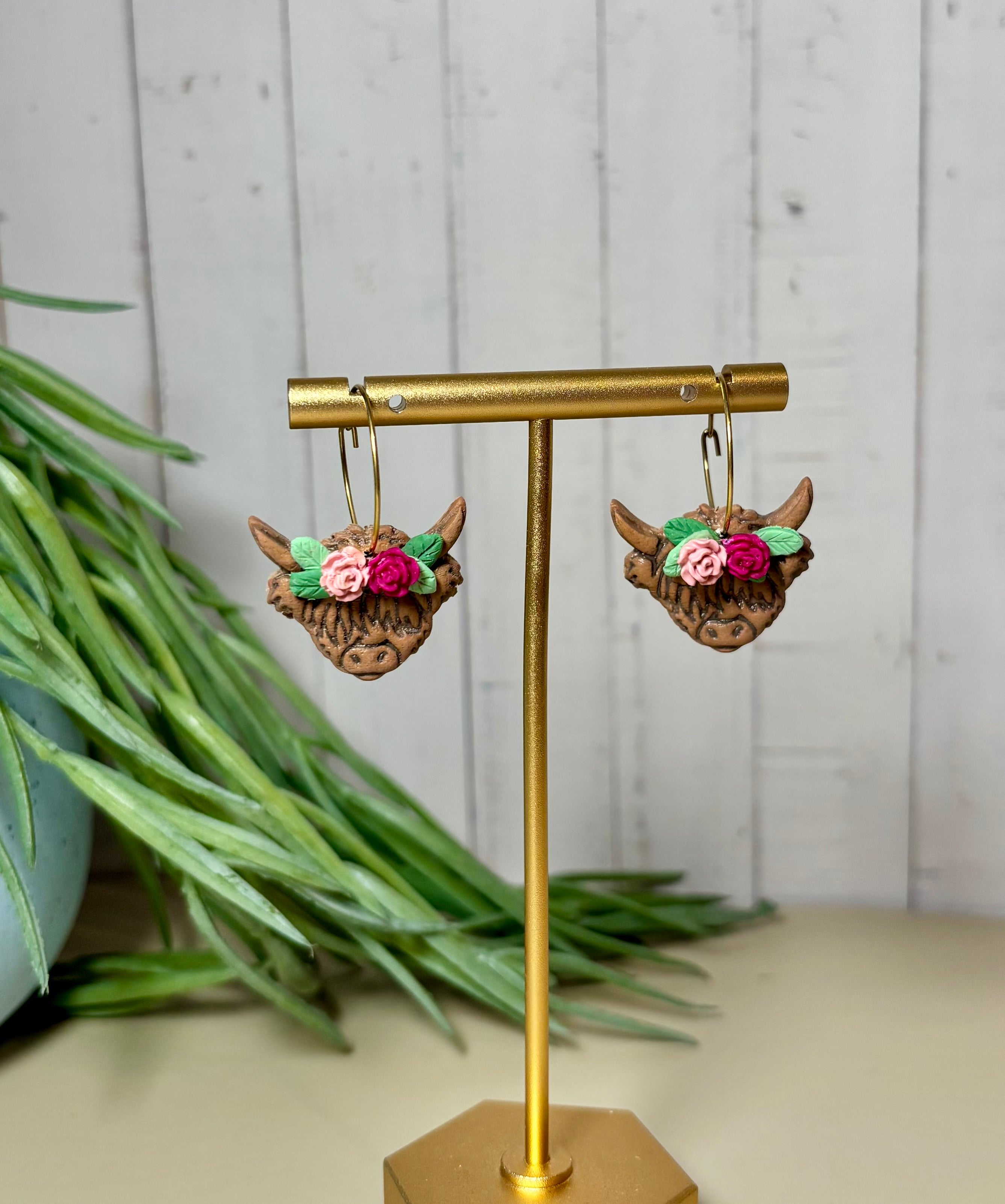“Charlotte “ Highland Cow Earrings