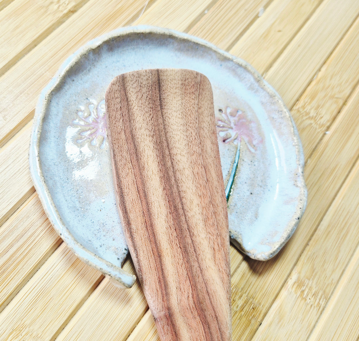 Pink Daisy Pottery Spoon Rest