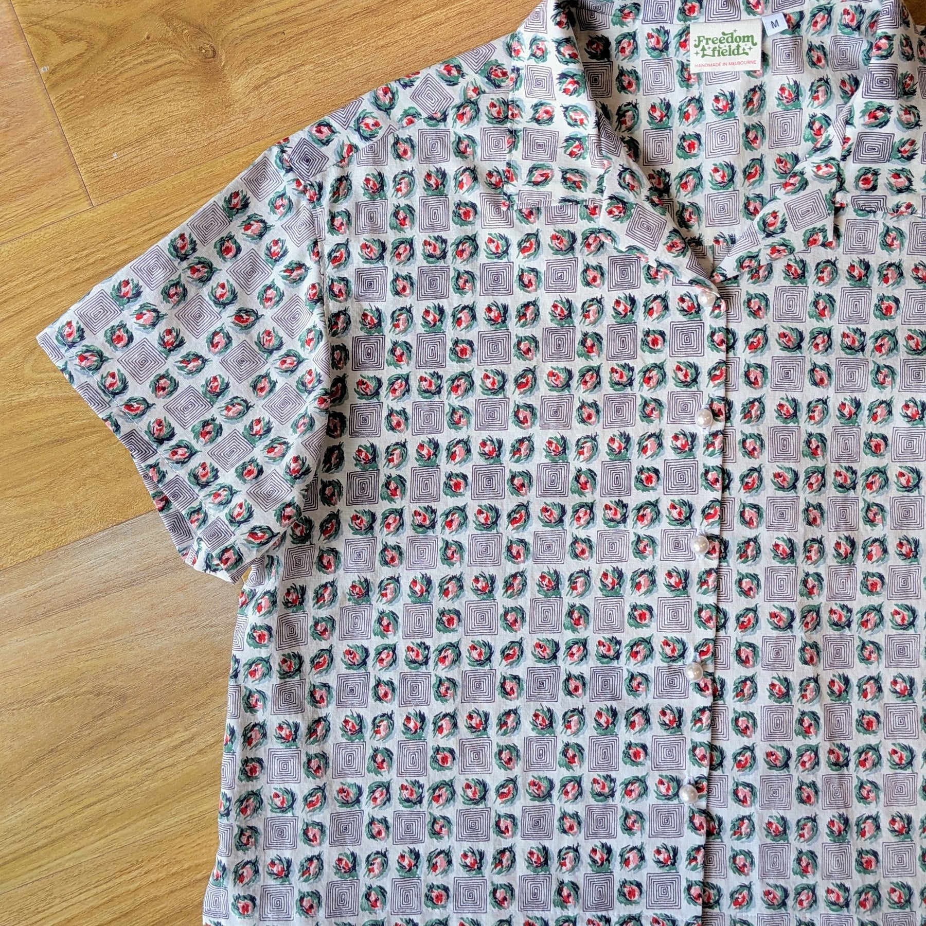 Upcycled vintage Cotton Classic Cut Crop Button-up Shirt (White / Size M)