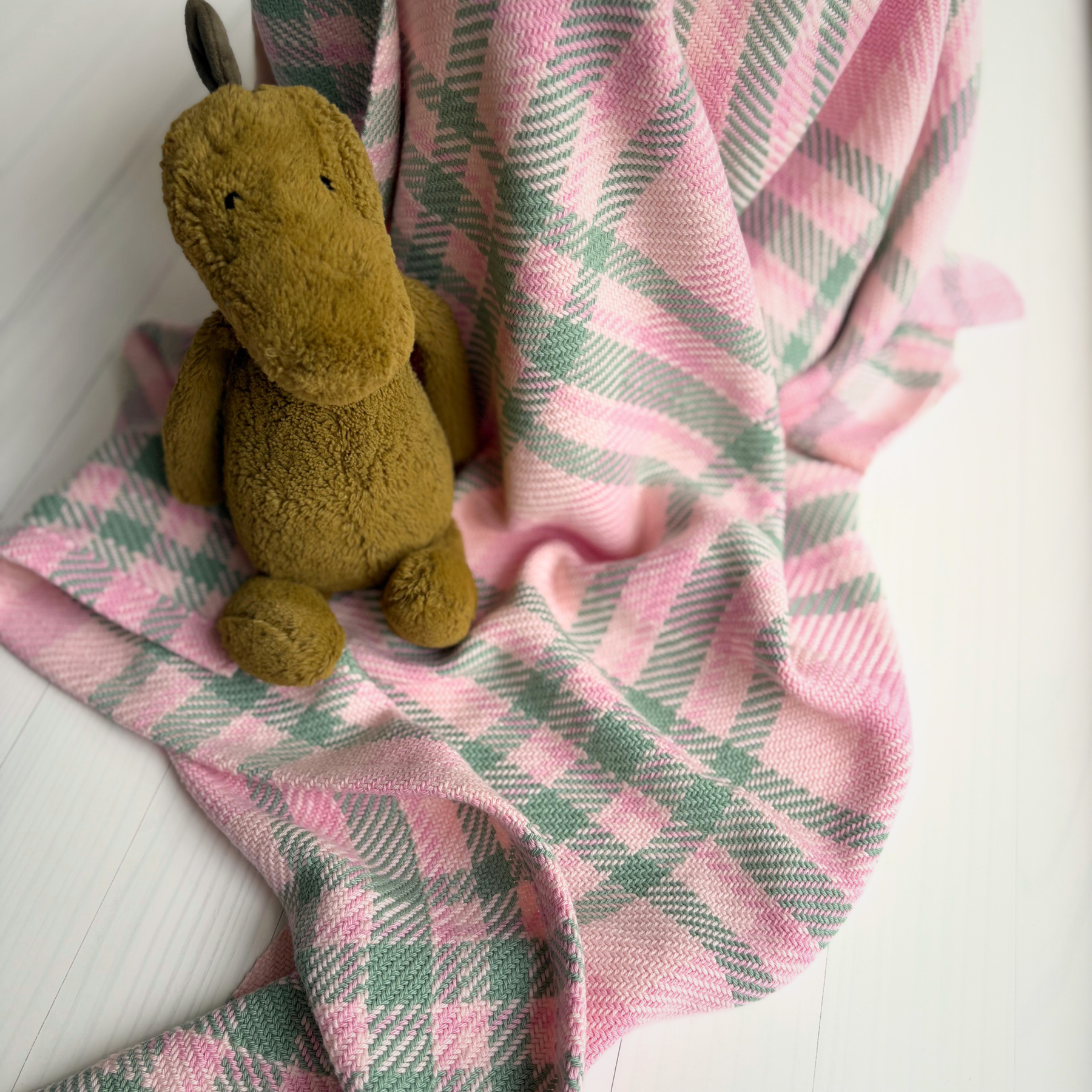 Baby Blanket - Handwoven - Easy care cotton - Pink check