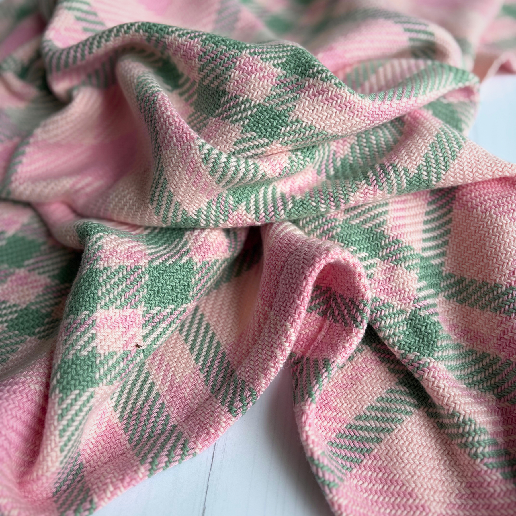 Baby Blanket - Handwoven - Easy care cotton - Pink check