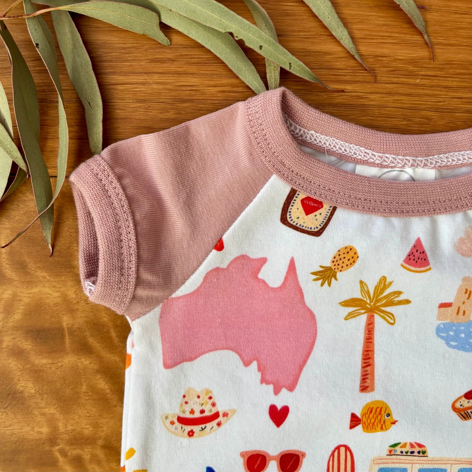 Baby Short Sleeved Bodysuit | Pink Aussie All Over | Size premmie to 2 | Made to order
