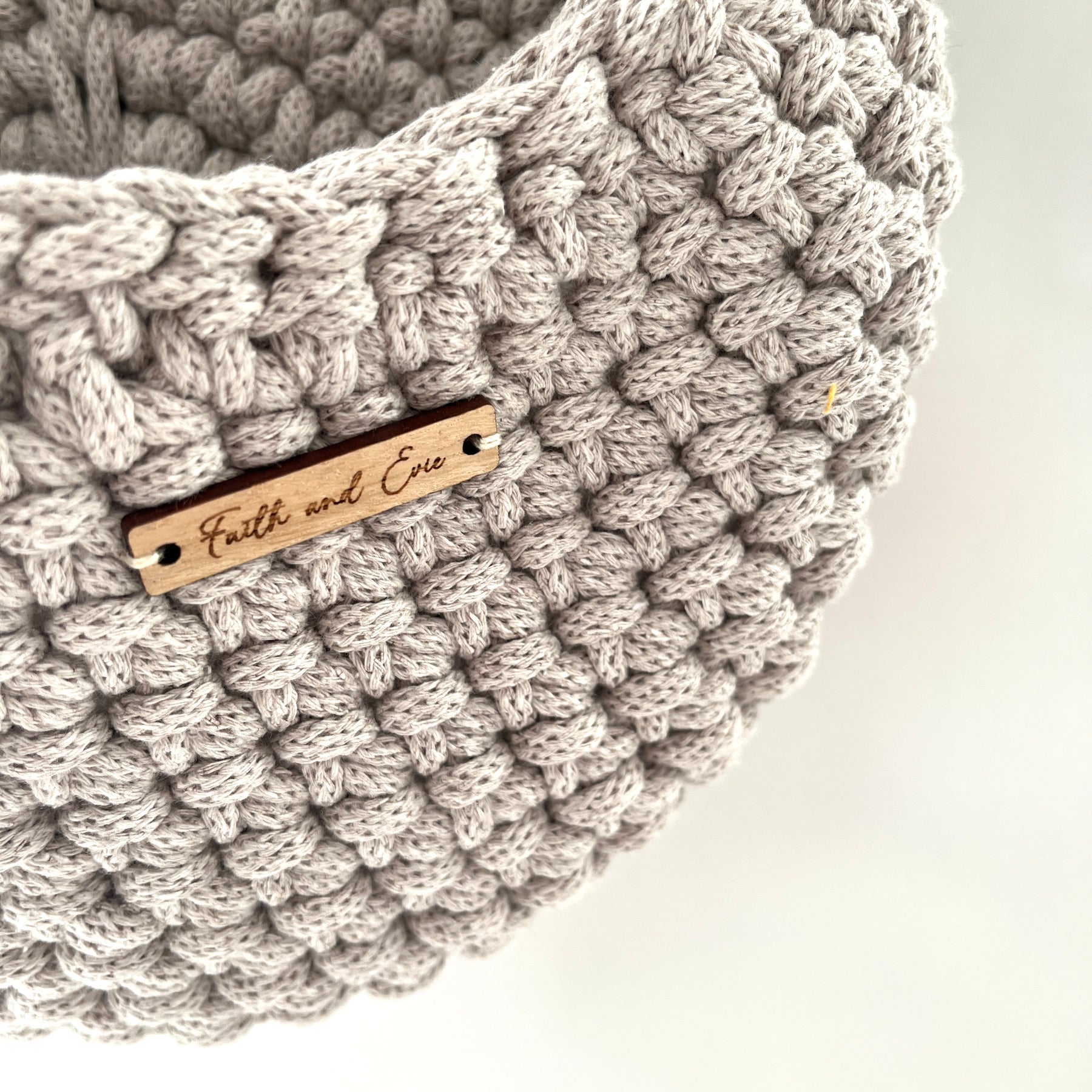 Crochet Hanging Basket - colour Linen