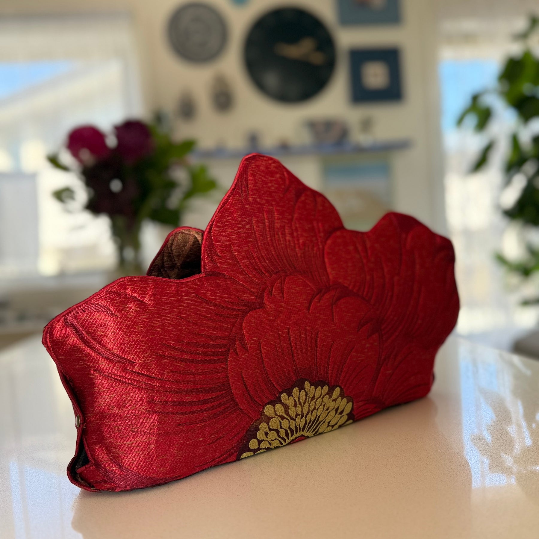Flower shaped quilted 3-in-1 bag/ clutch