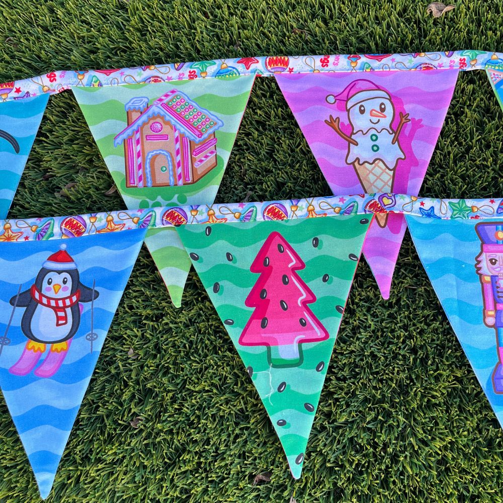Christmas Bunting – 3m | Double-Sided | Featuring the Iconic QLD Bin Chicken