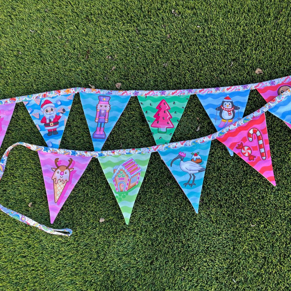 Christmas Bunting – 3m | Double-Sided | Featuring the Iconic QLD Bin Chicken
