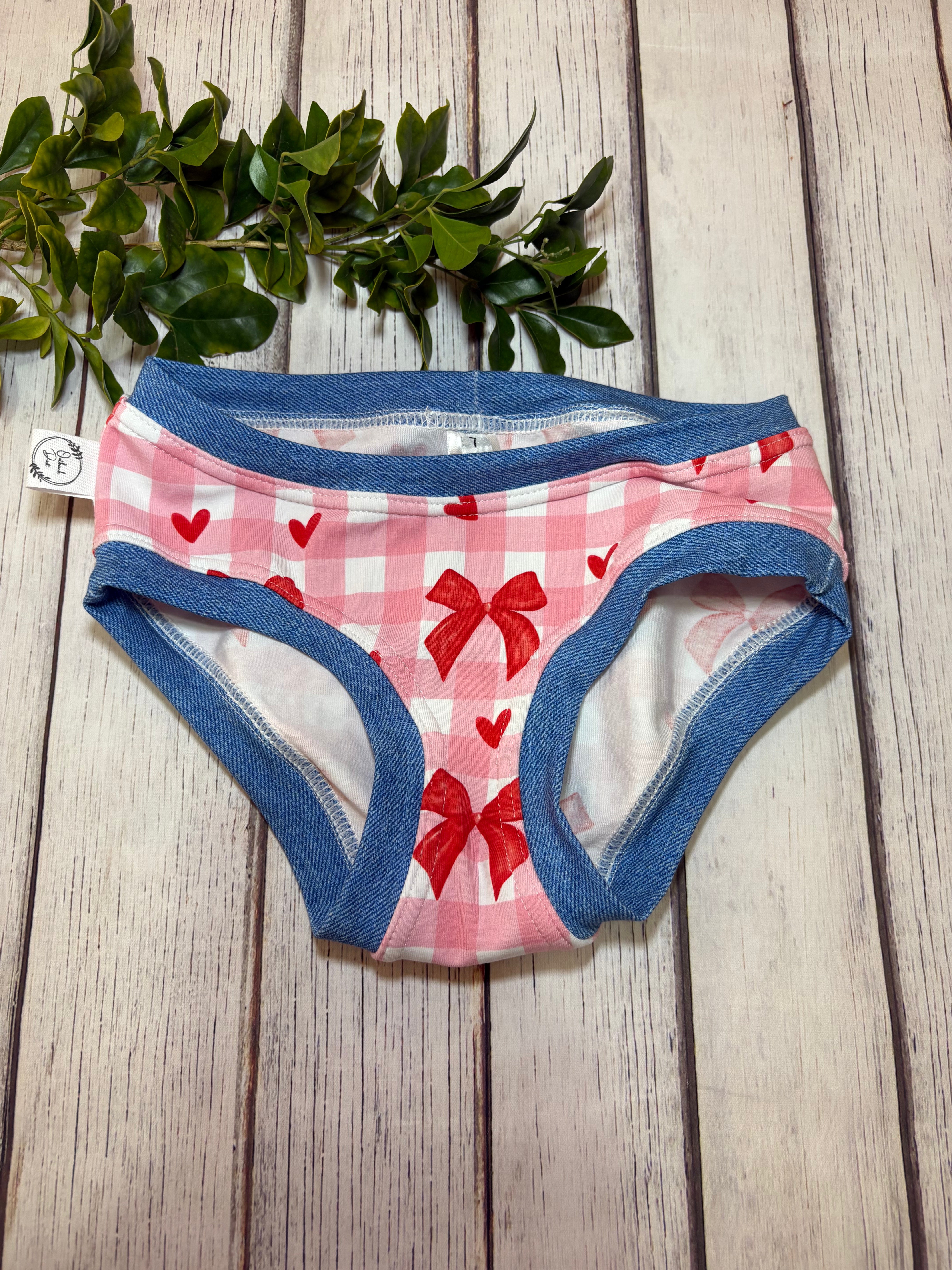 Kid's Size 7 Underwear (Briefs & Boxers)