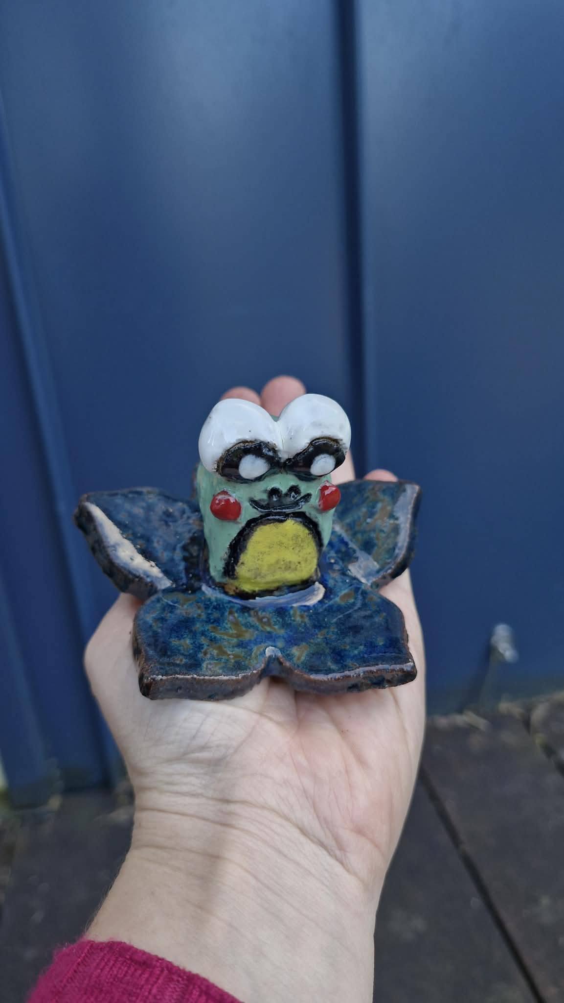 Frog on Flower Small Sculpture