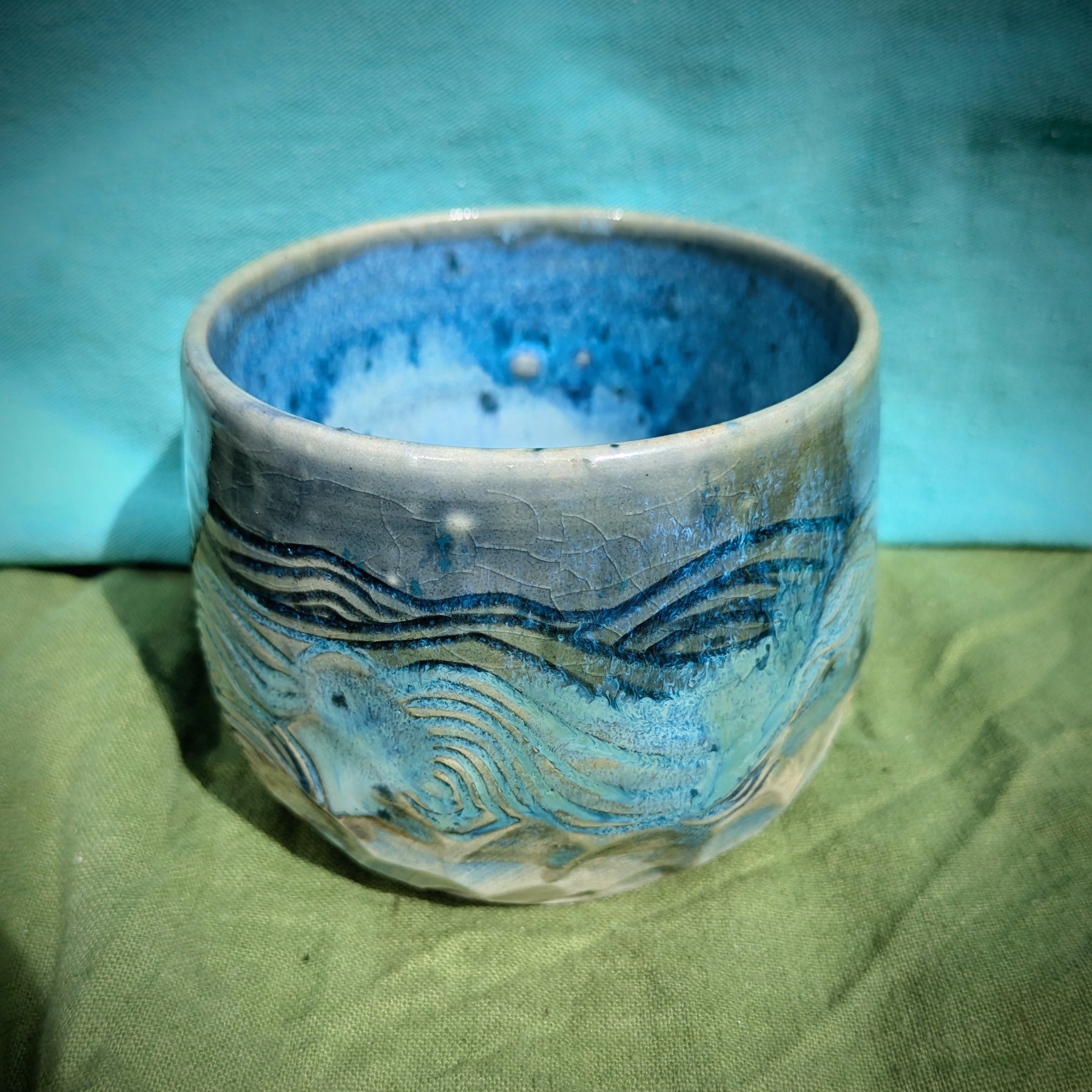 Oceanic cup