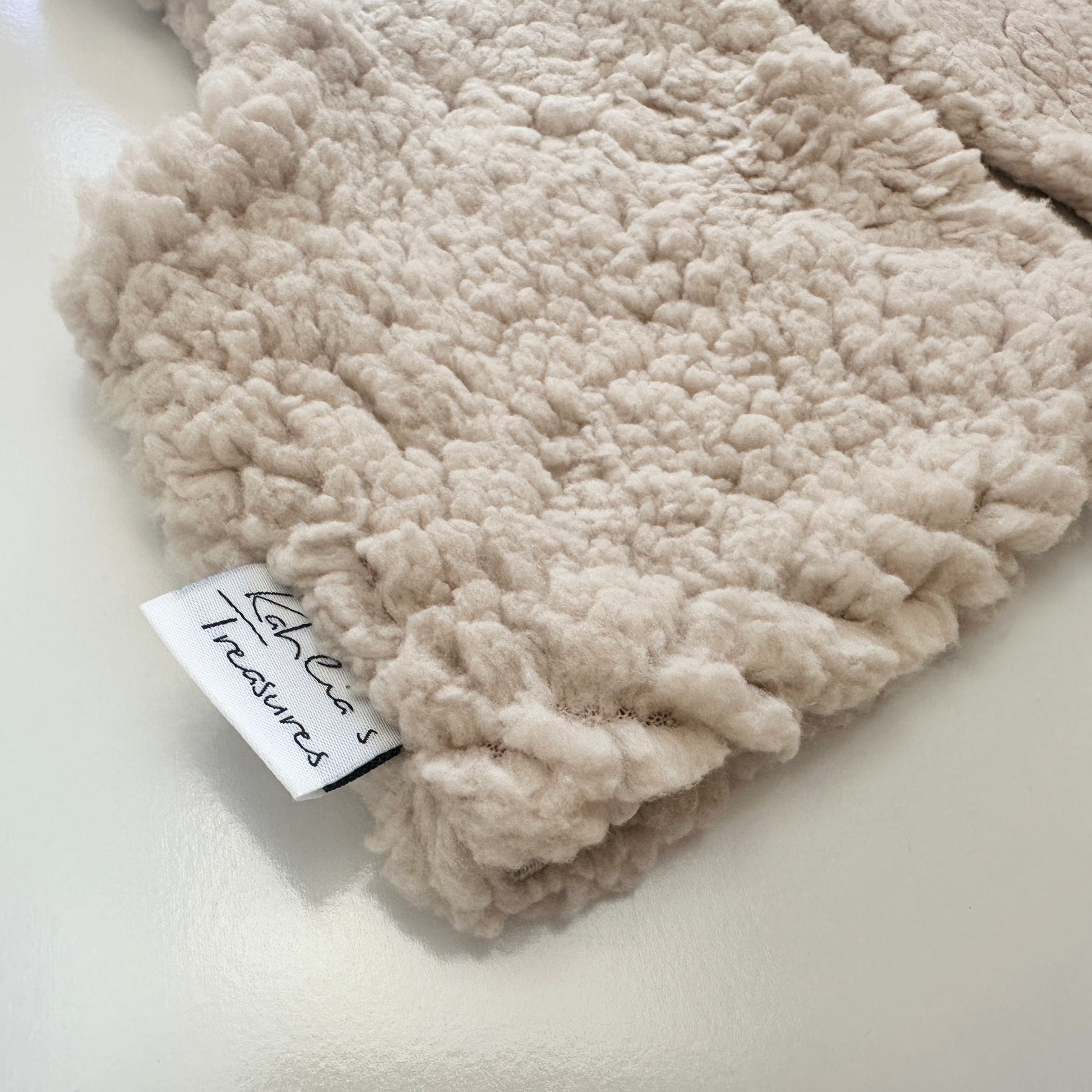 Sherpa vest in fawn