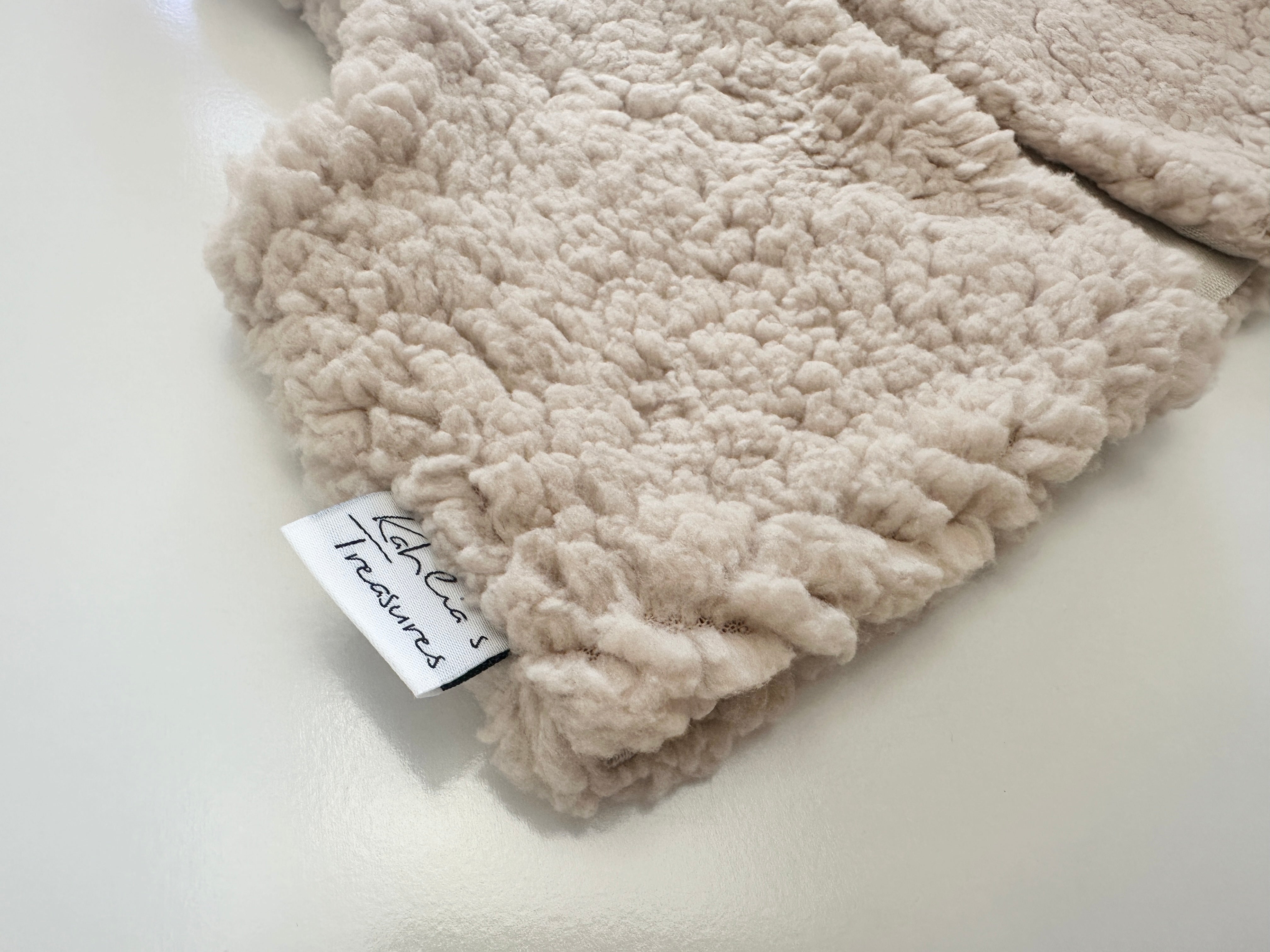Sherpa vest in fawn