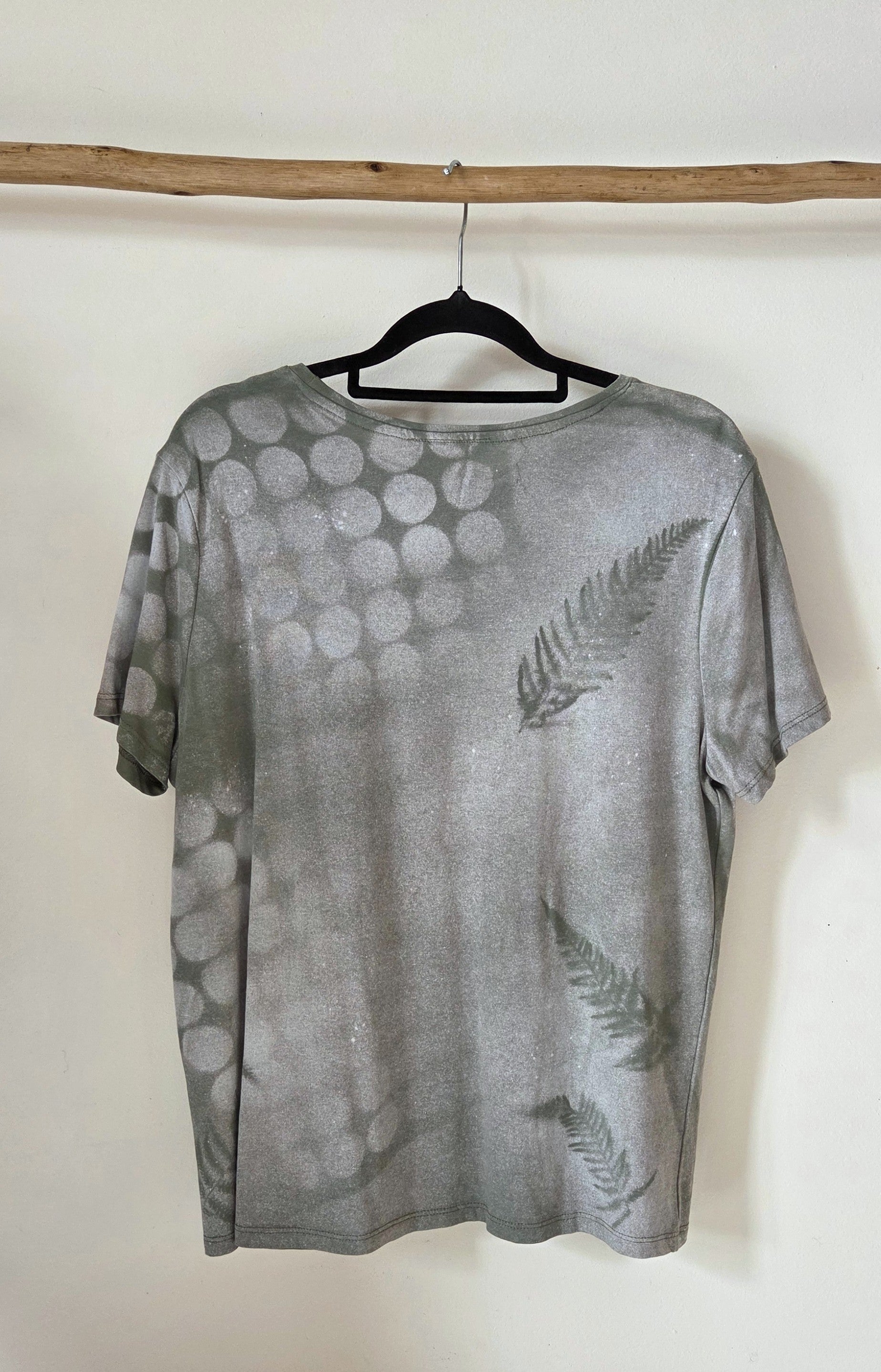Size 12 - Botanical Tee (104)
