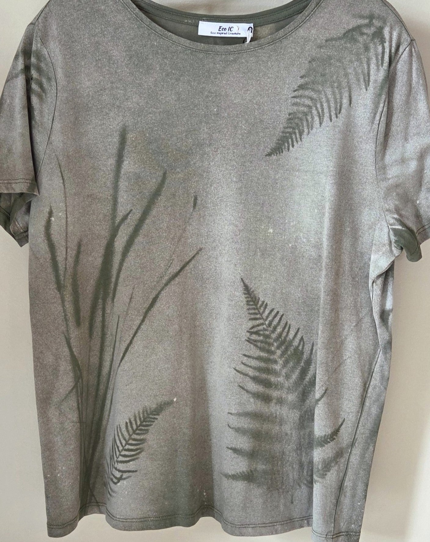 Size 12 - Botanical Tee (104)