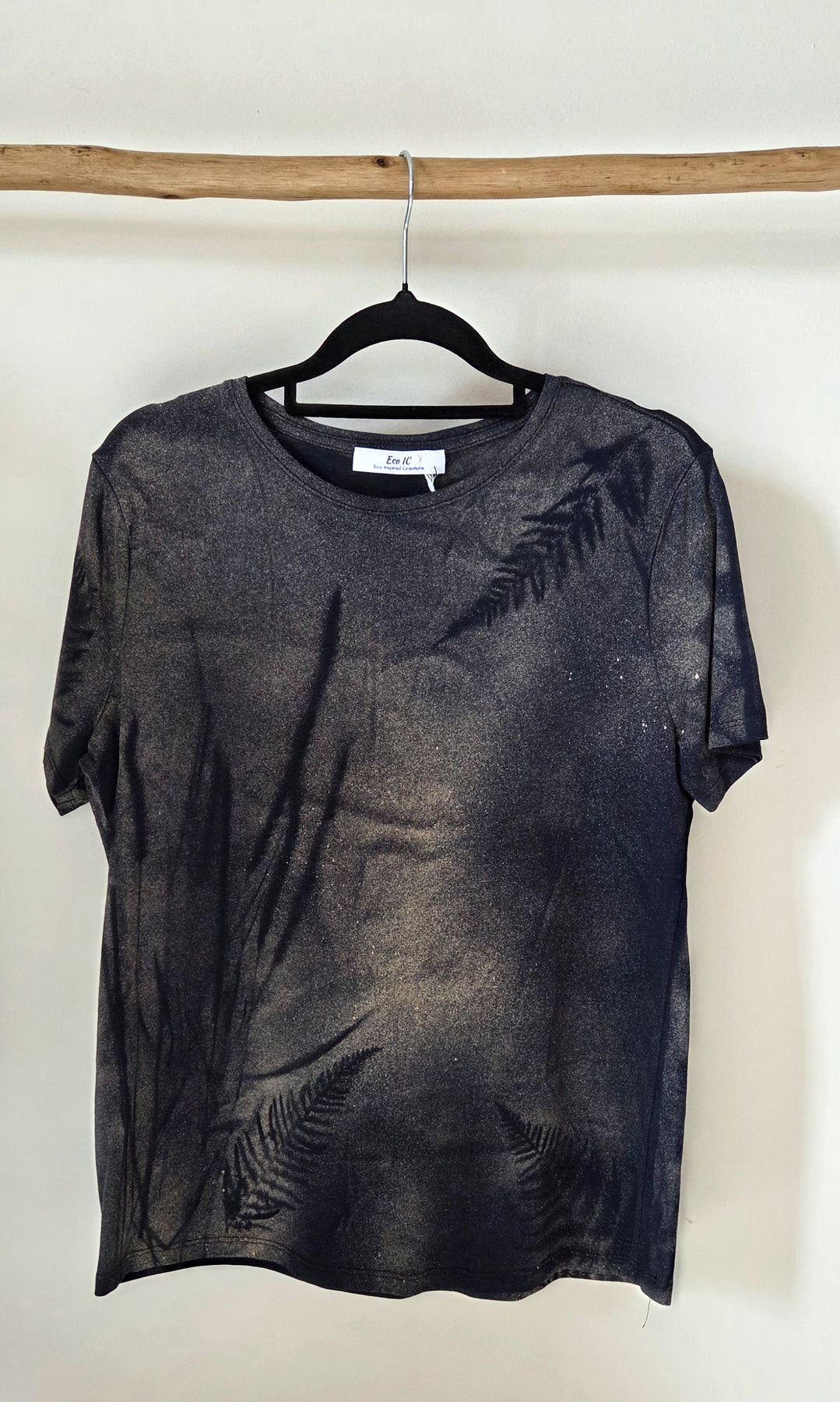 Size 10 - Botanical Tee (107)