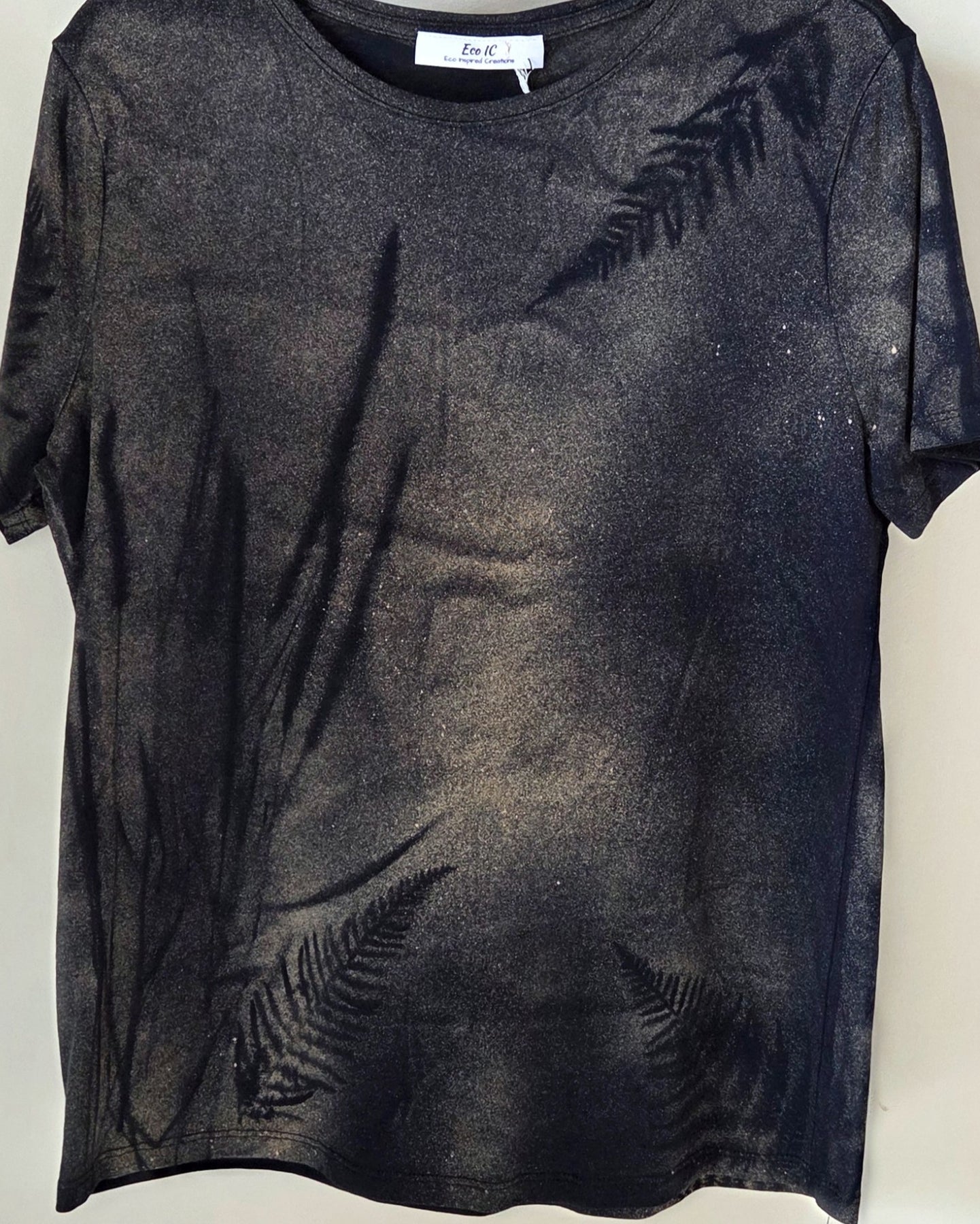 Size 10 - Botanical Tee (107)