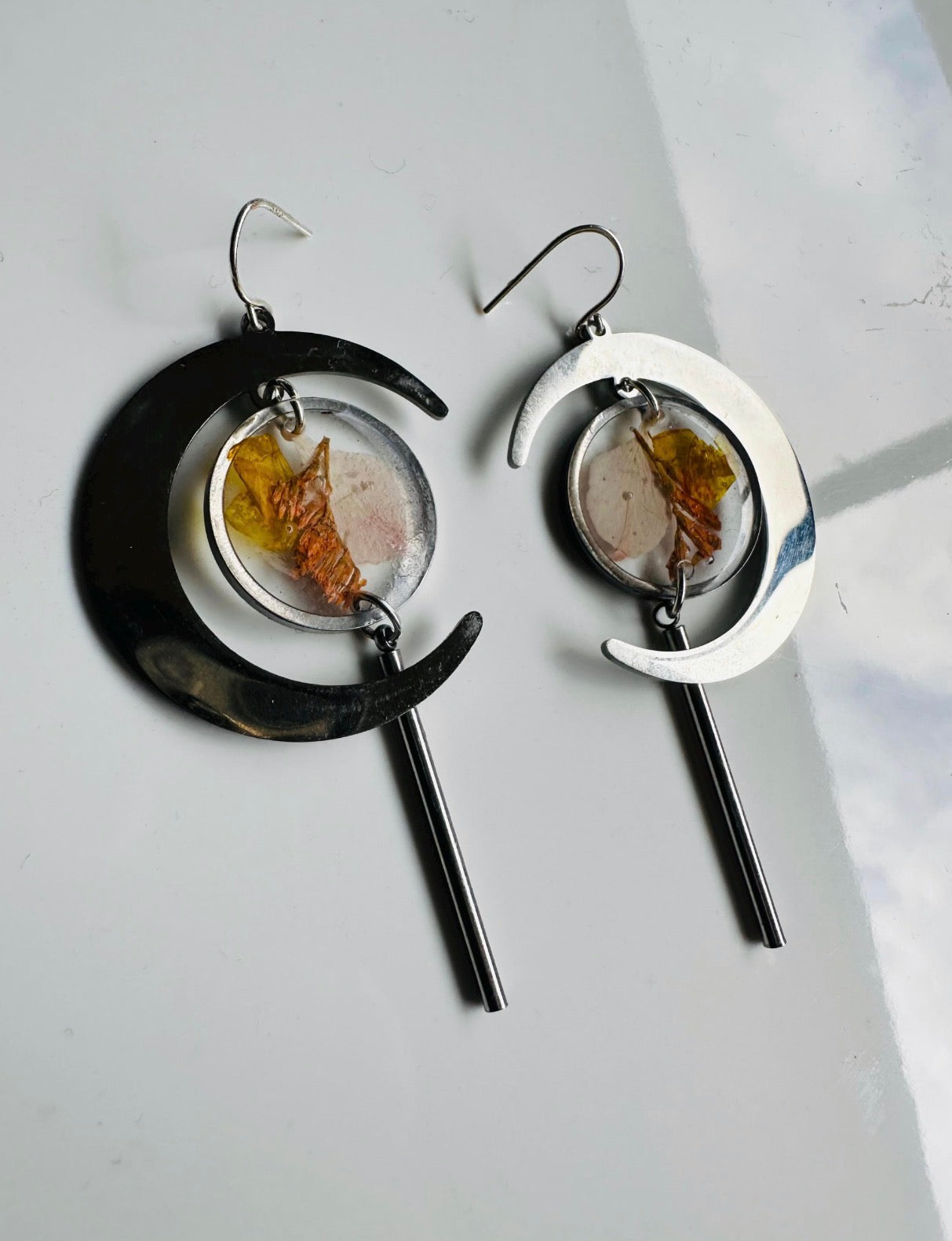 Silver moon earrings with pressed flowers