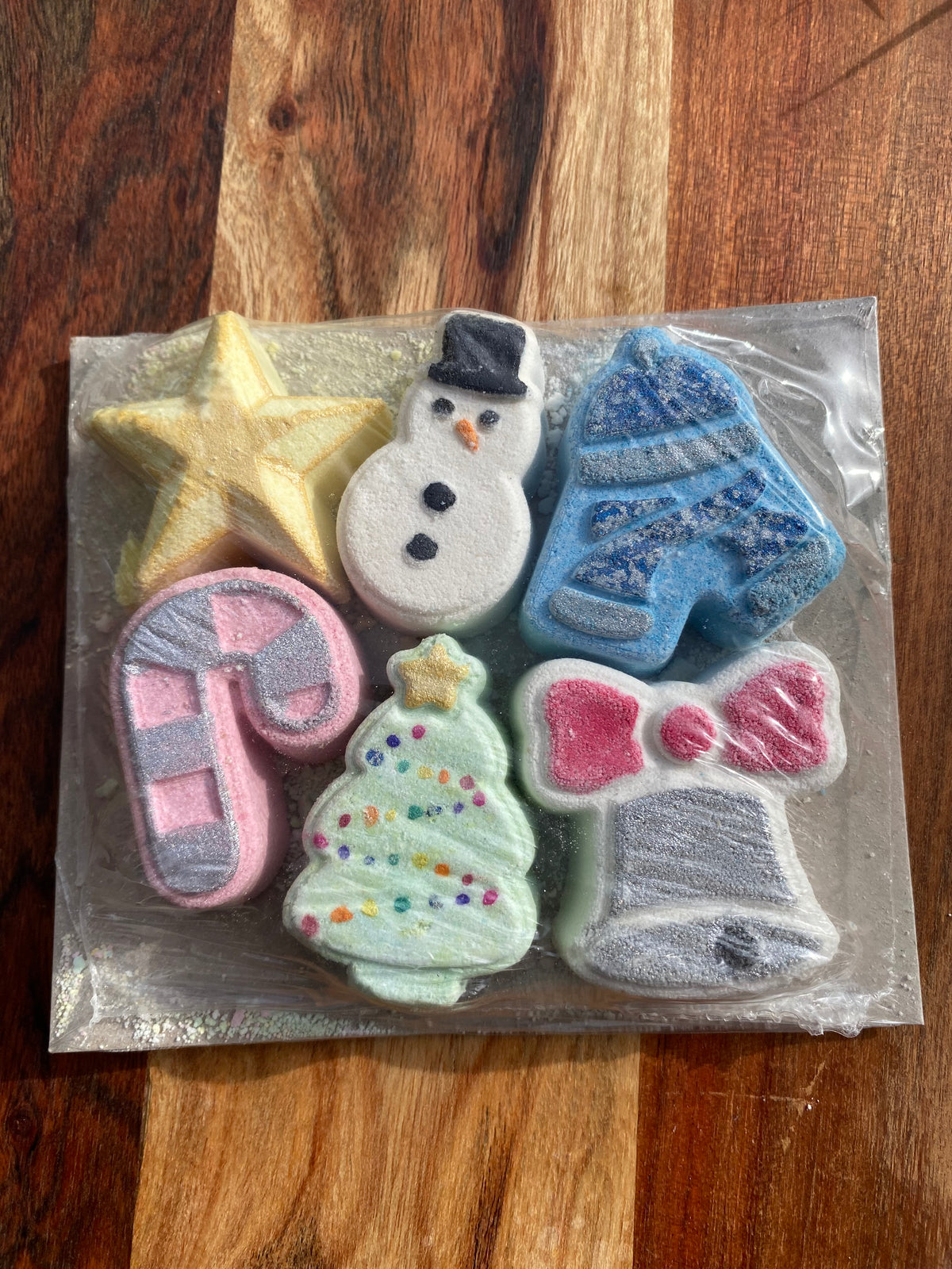 Mini Christmas Bath Bombs - Pack of 6