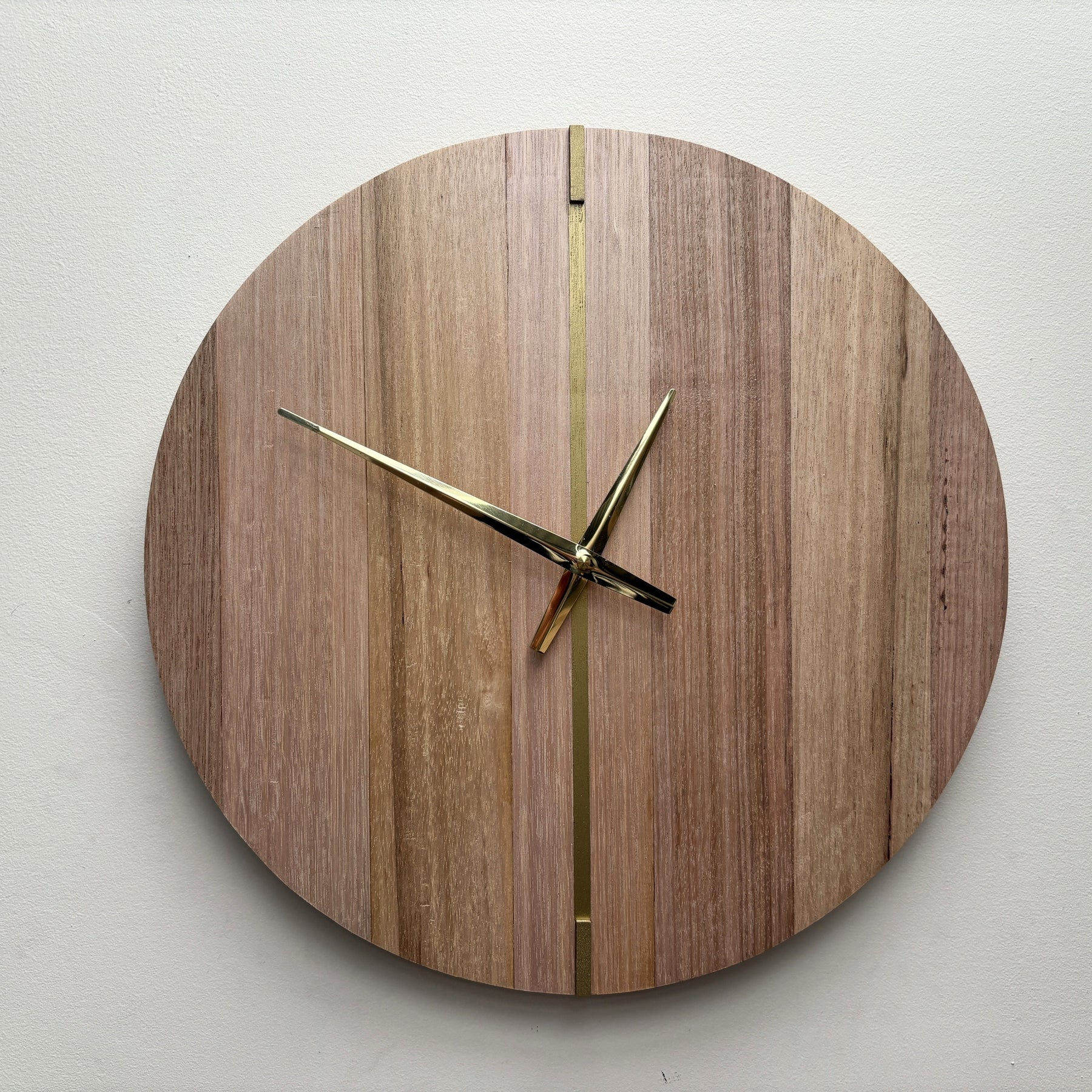 Meridian – Handmade Tasmanian Oak Wall Clock | Brass Coloured Inlay, No Numerals, Silent Movement | 30cm or 40cm