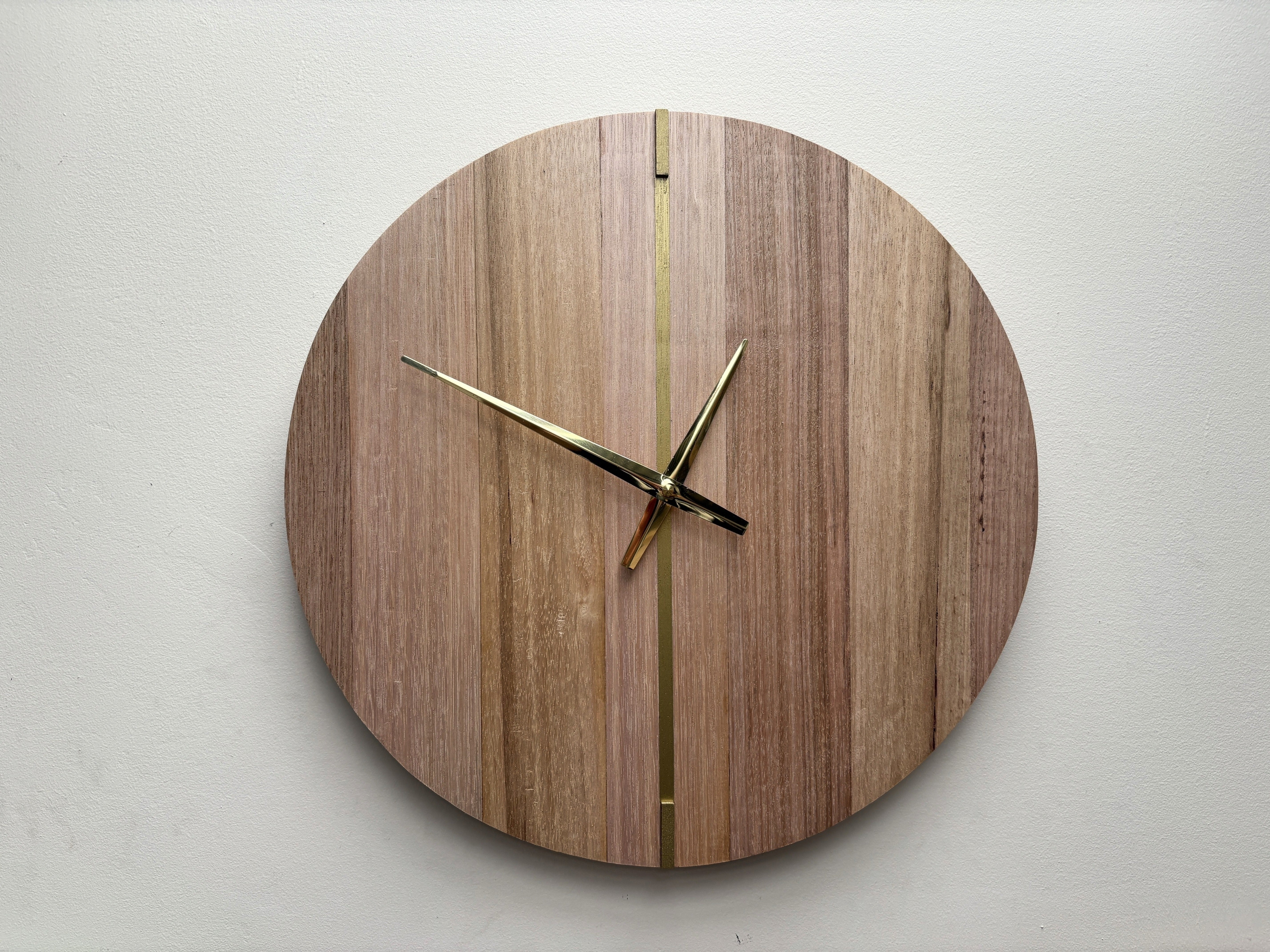 Meridian – Handmade Tasmanian Oak Wall Clock | Brass Coloured Inlay, No Numerals, Silent Movement | 30cm or 40cm