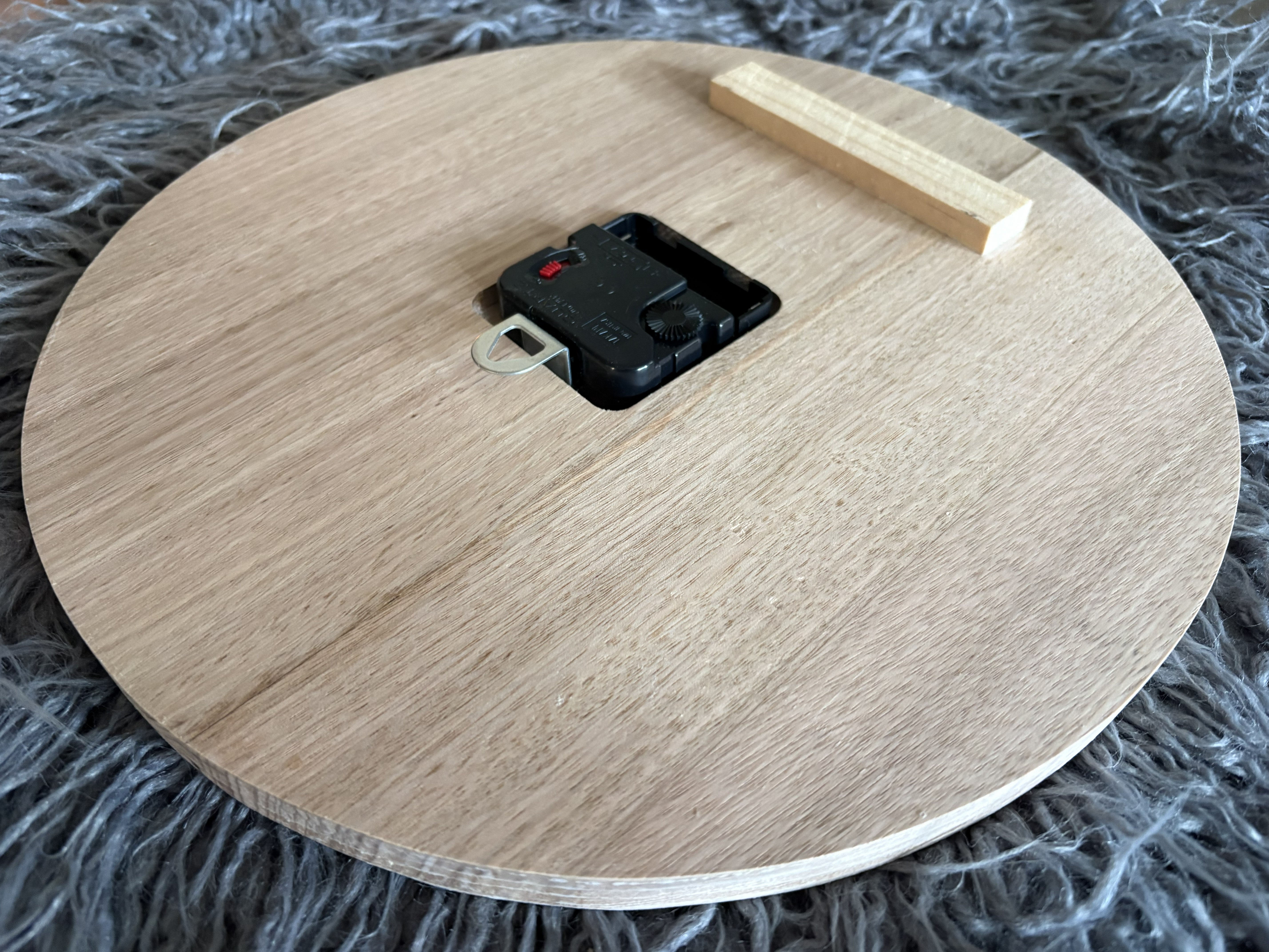 Meridian – Handmade Tasmanian Oak Wall Clock | Brass Coloured Inlay, No Numerals, Silent Movement | 30cm or 40cm